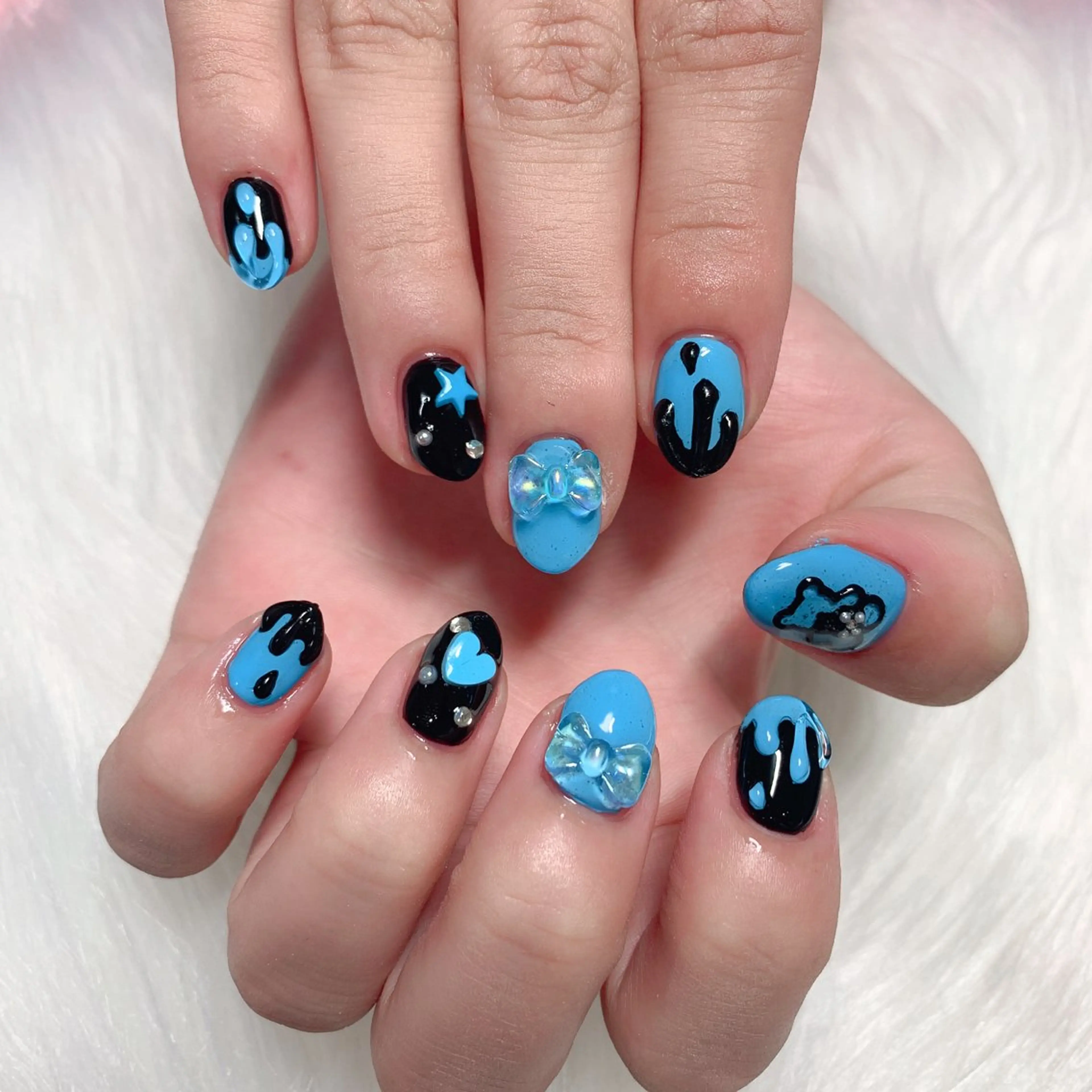 ネイル ハンドネイル 💅ネイルハウス🏡 🎀TOMO🎀のネイルデザイン