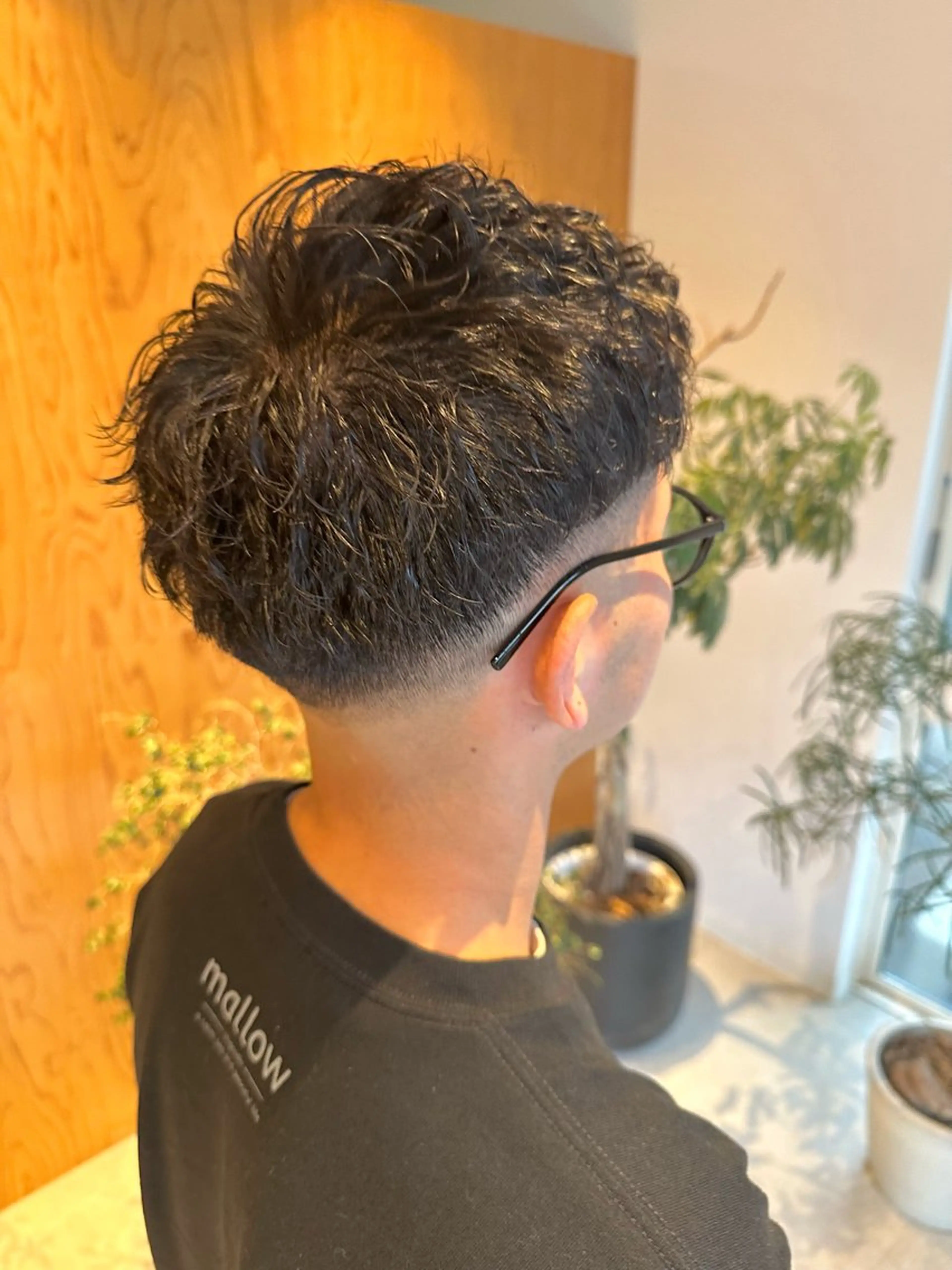 ショート パーマ メンズ フェードカット メンズパーマ スキンフェード 🔥メンズ特化/ パーマ＆カット🌀のヘアスタイル