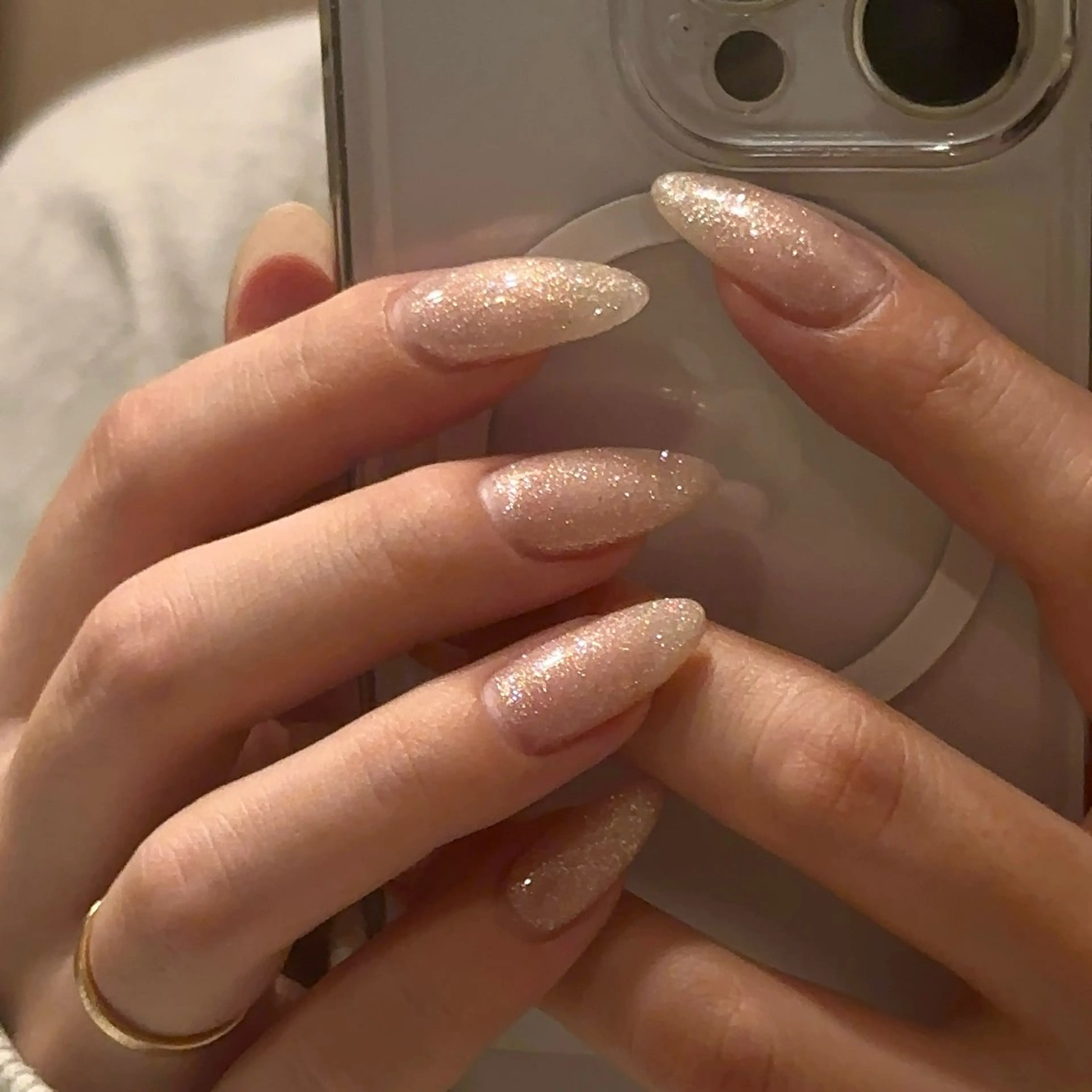 ネイル ラメ(グリッター) ワンカラーネイル ハンドネイル 𝗺𝗮𝗸𝗶 .のネイルデザイン