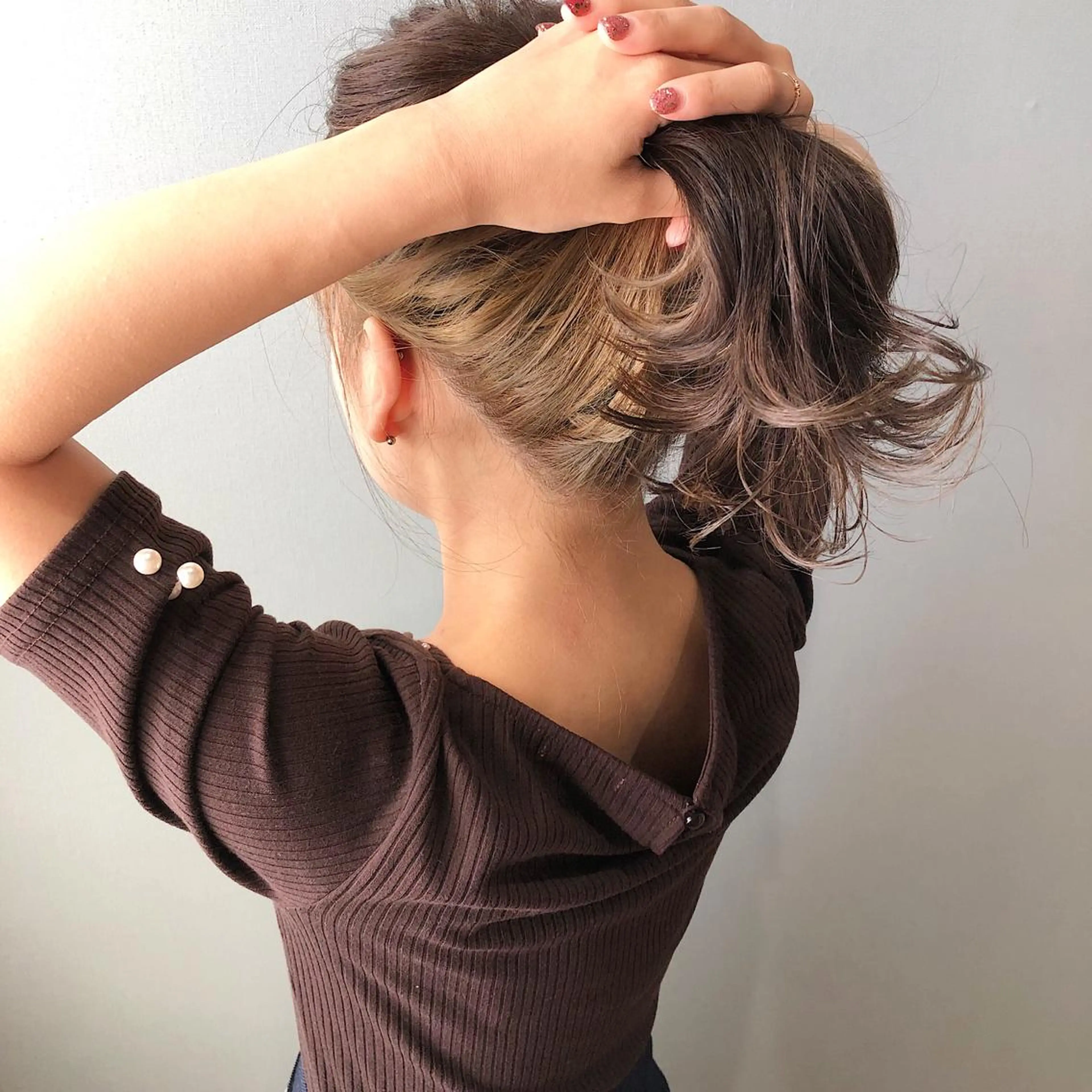 カラー ベージュカラー ブリーチ インナーカラー 美髪専門サロン kazuのヘアスタイル