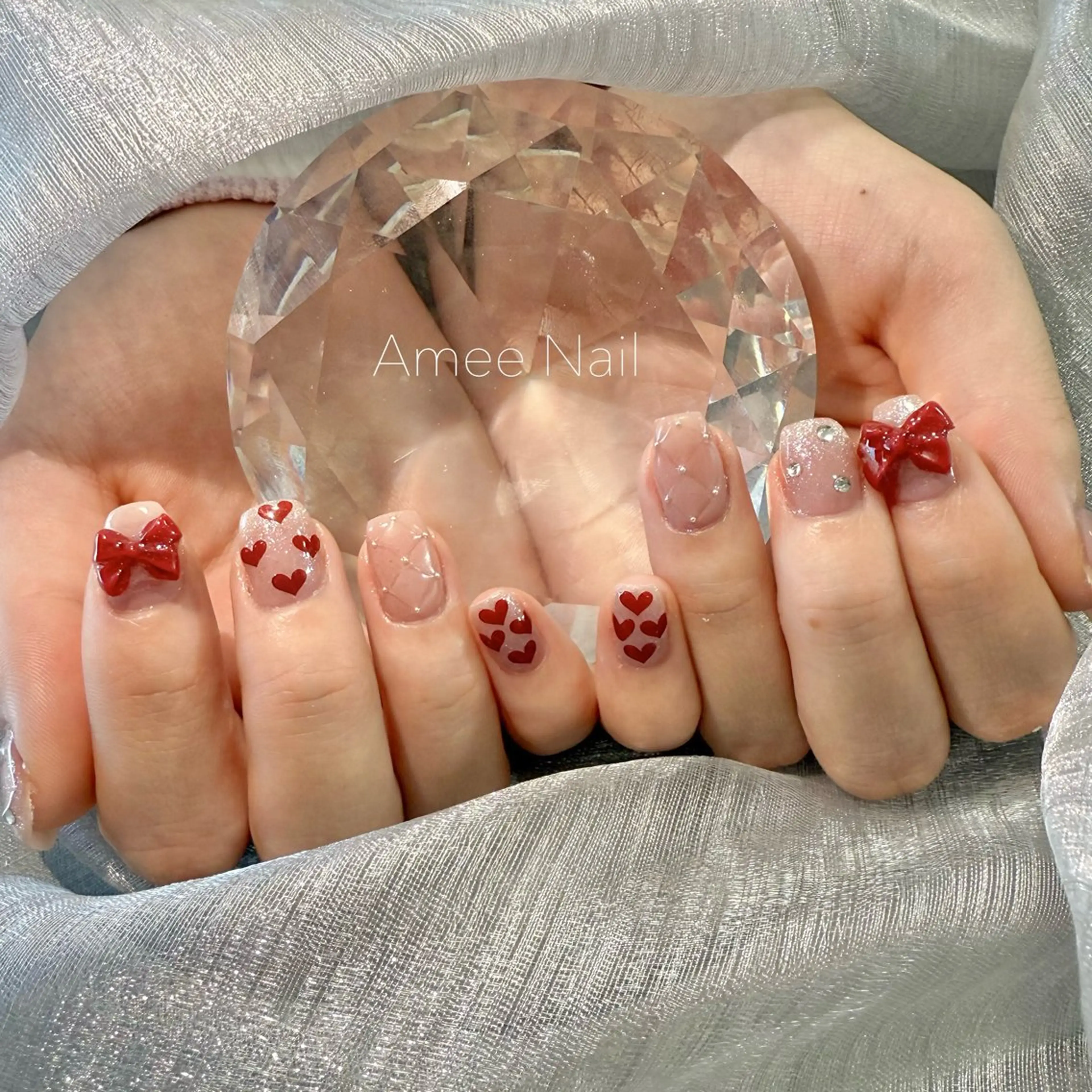 ネイル アートネイル グラデーション キラキラネイル ニュアンスネイル オフィスネイル Amee Nail Salonのネイルデザイン
