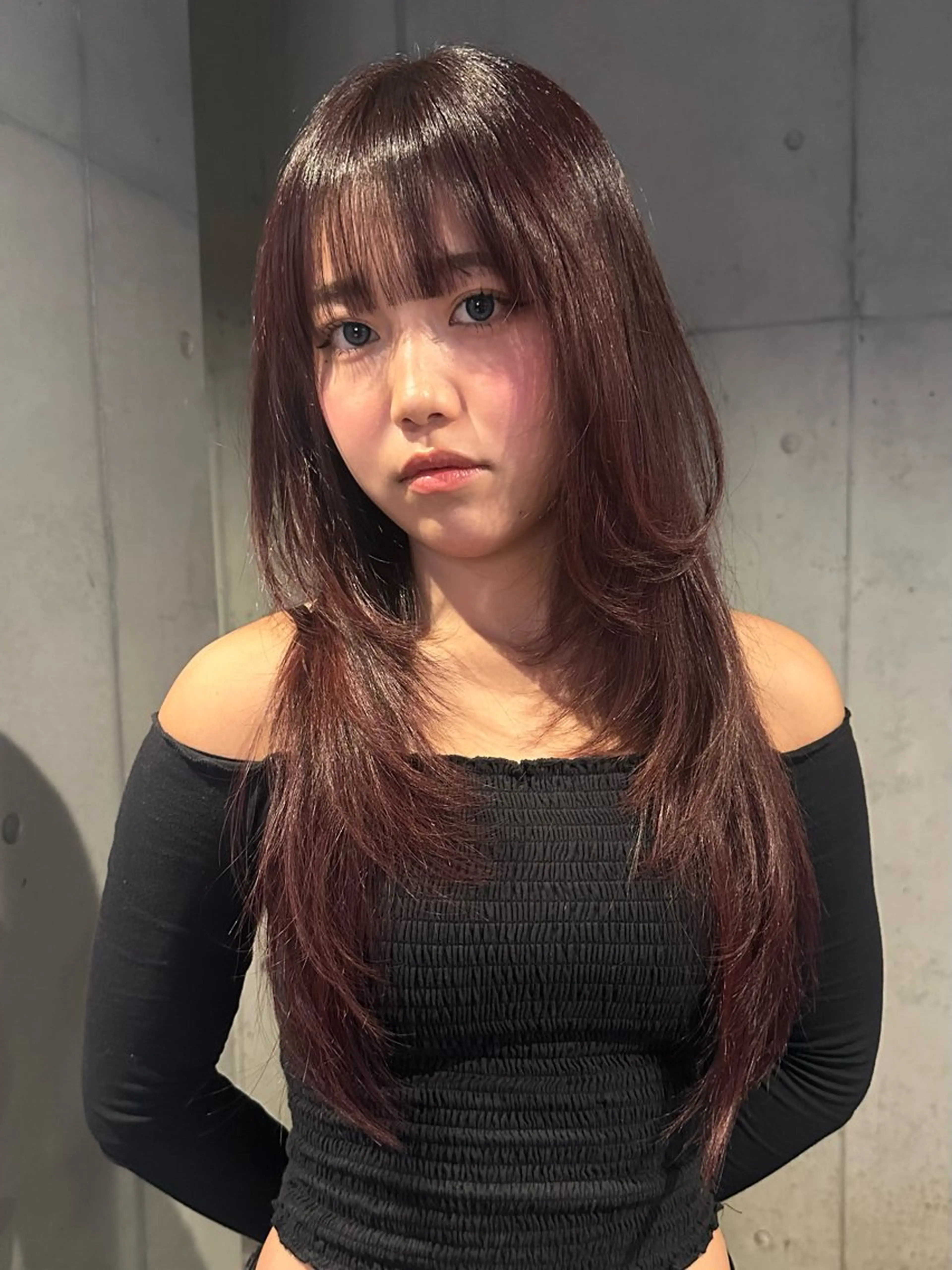 ロング カラー 顔まわりレイヤー ハッシュカット レイヤーカット ウルフカット カット ヘアカラー 似合わせウルフ/ レイヤー/山本祐輔のヘアスタイル