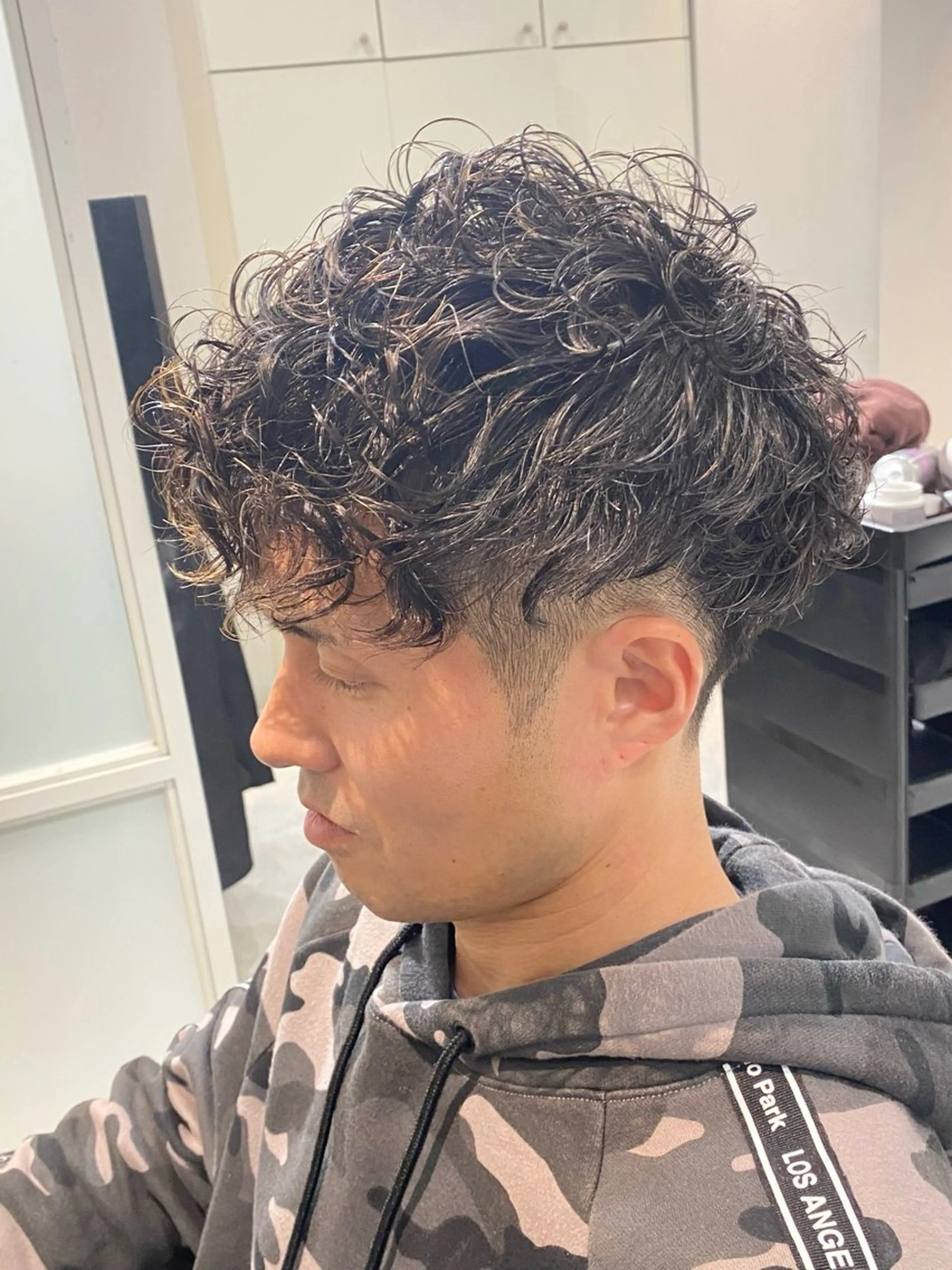 【メンズ限定クーポン】カット+パーマ+眉カット+炭酸線¥9900の写真