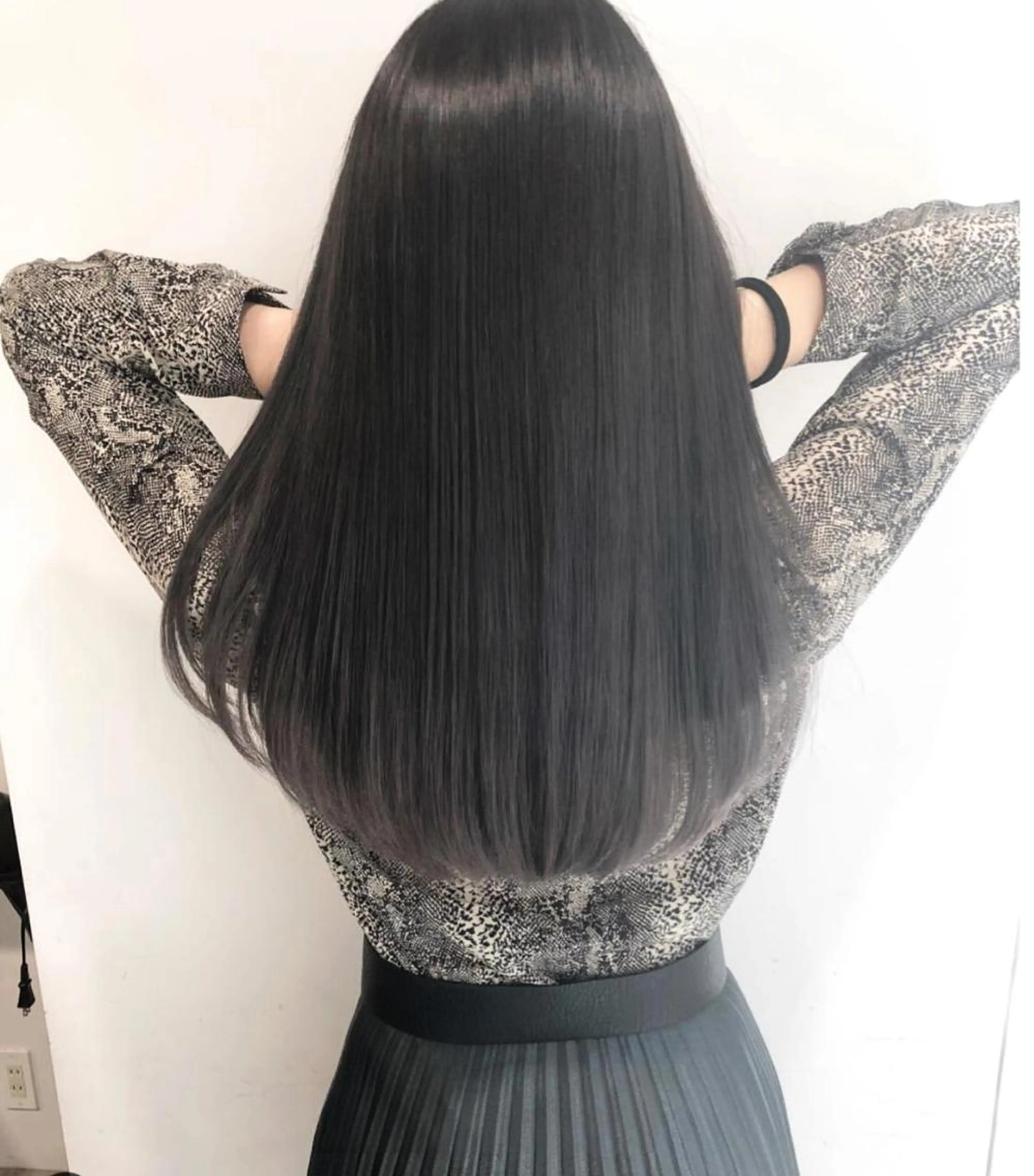 縮毛矯正+cutの写真