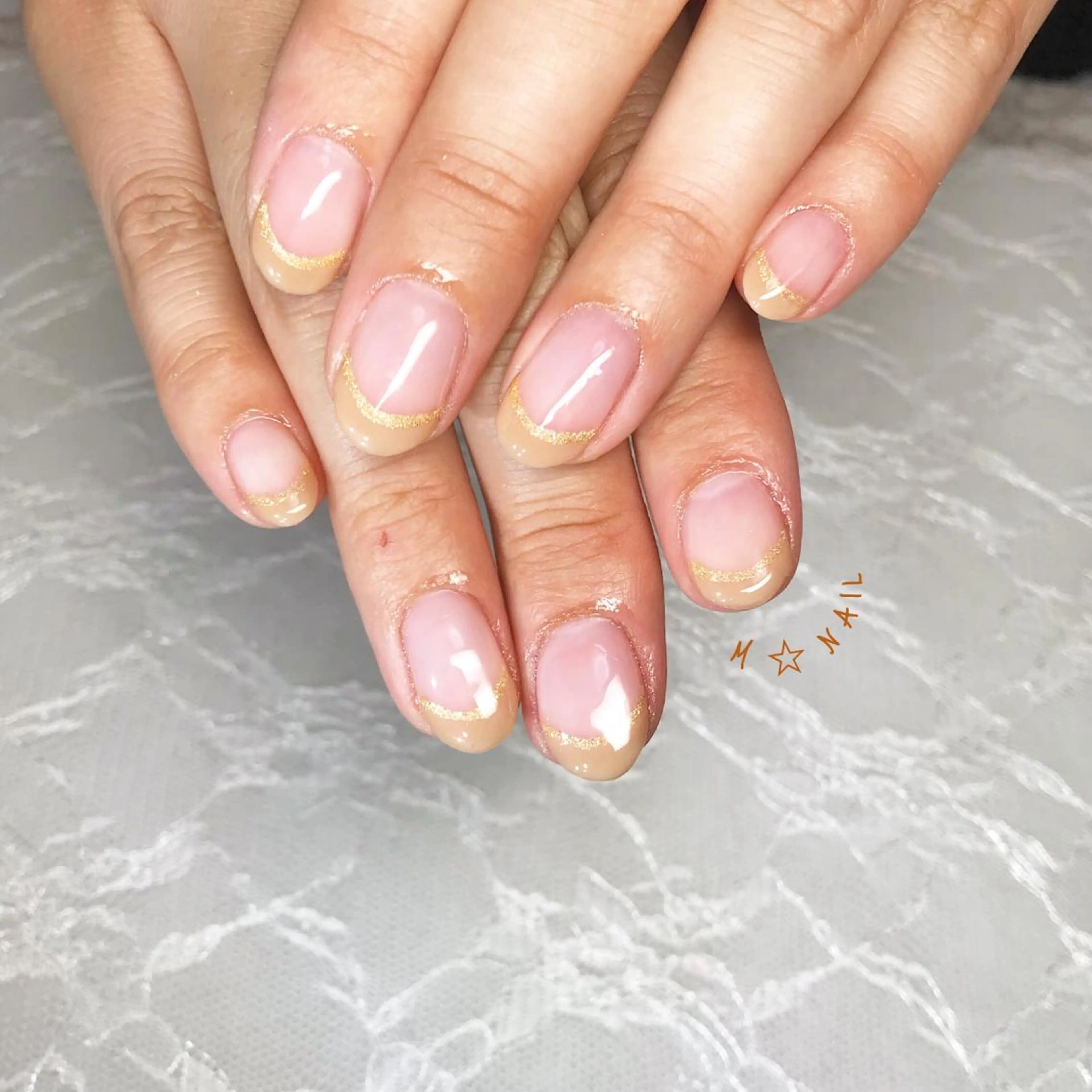 ネイル フレンチネイル ラメ(グリッター) ハンドネイル COCO +のエステ・リラクイメージ