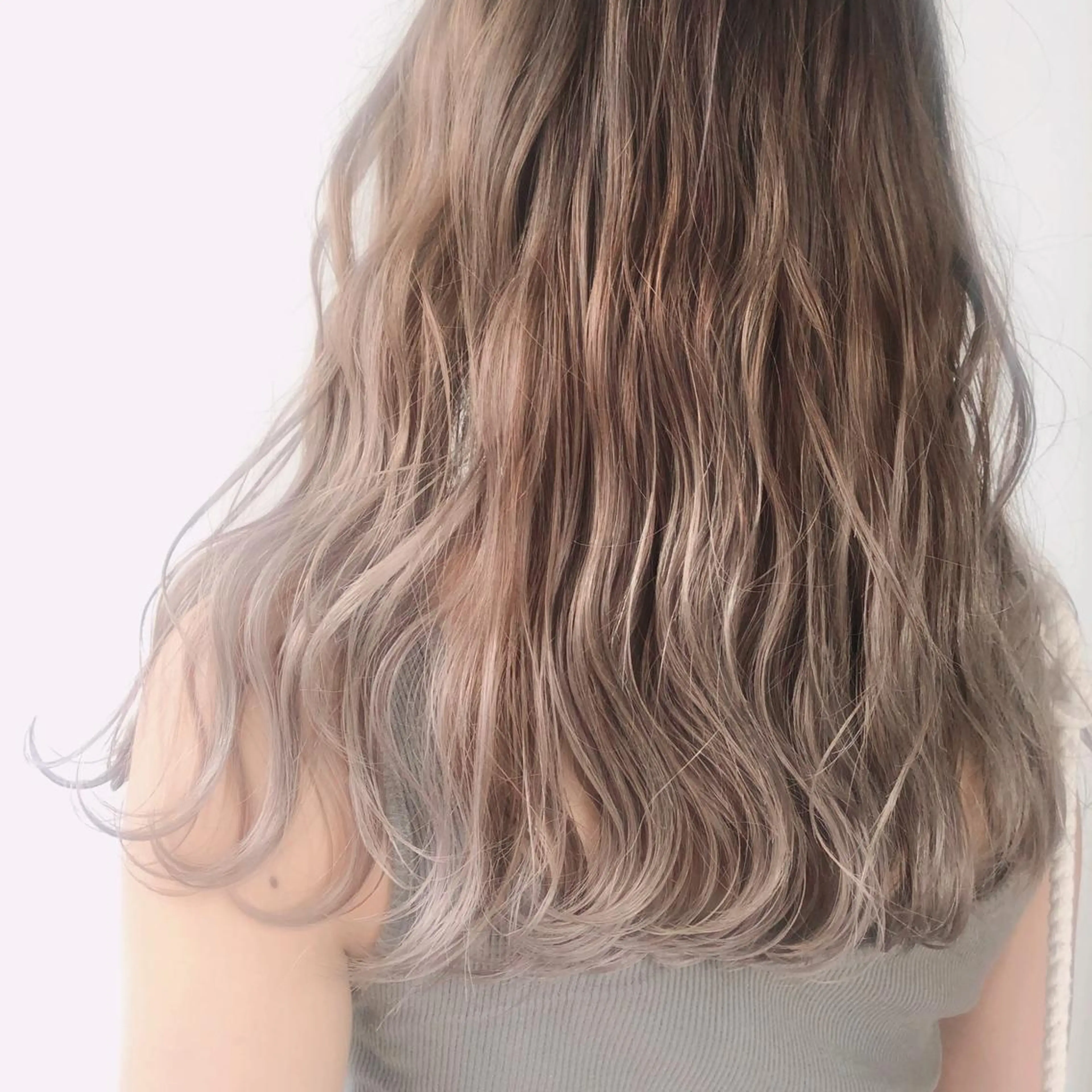 セミロング カラー ヘアカラー Rina  のヘアスタイル