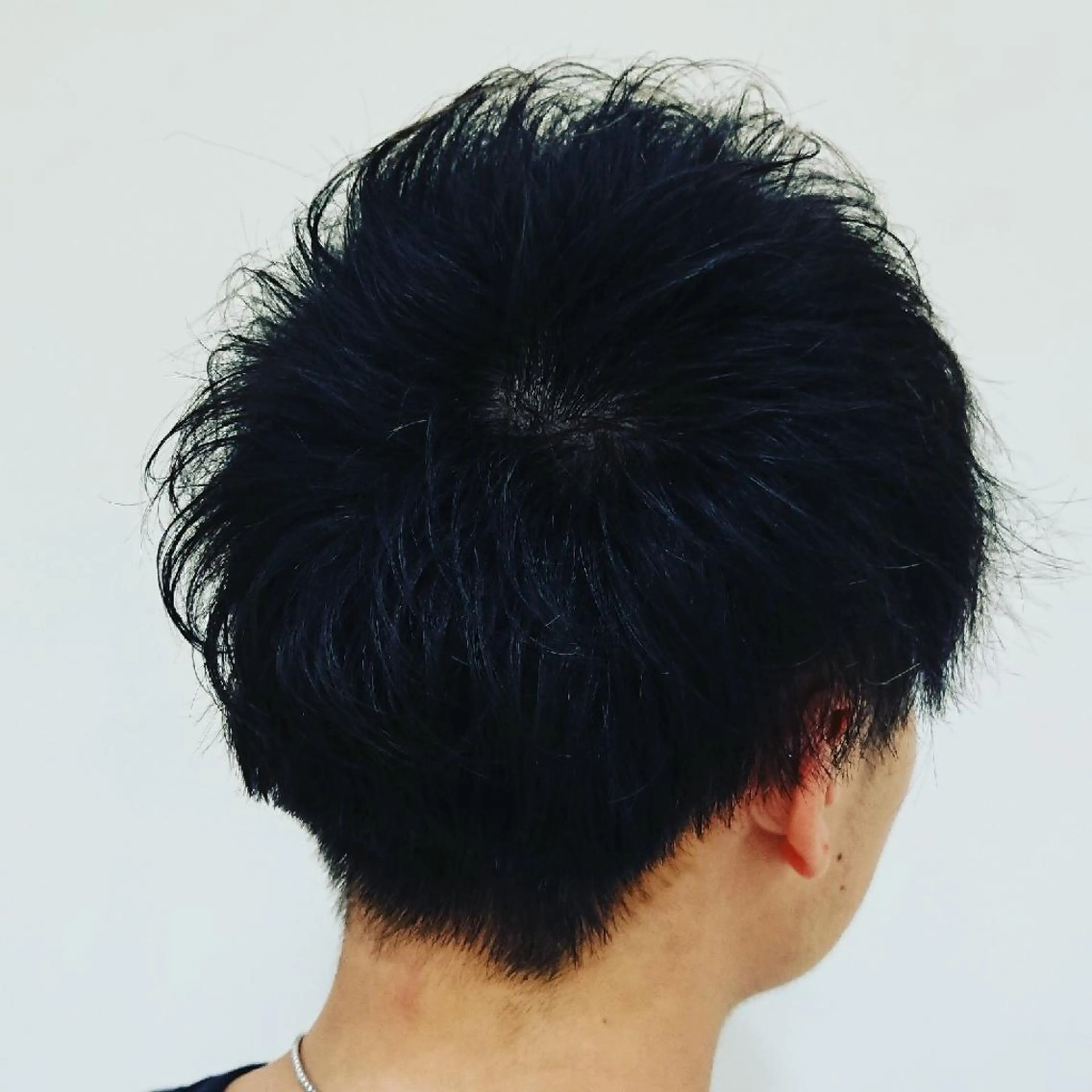 メンズ アップバング メンズブリーチ マッシュ メンズパーマ カット パーマ ブリーチ/ヘアケア/ 艶髪/イギチハルのヘアスタイル