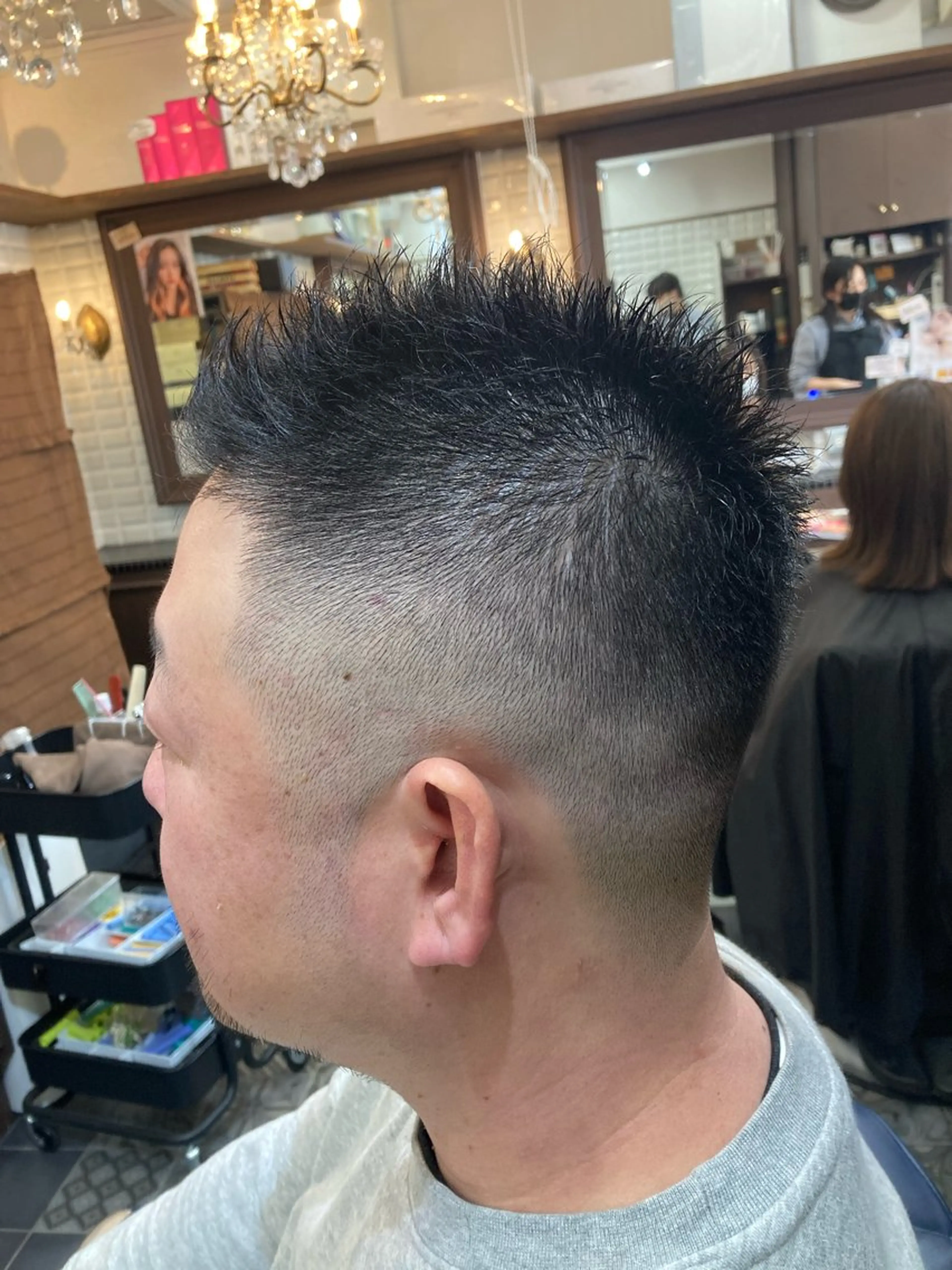 ショート メンズ フェードカット メンズハイライト メンズメッシュ メンズパーマ スキンフェード ルピナス中田店長 山口大地のヘアスタイル