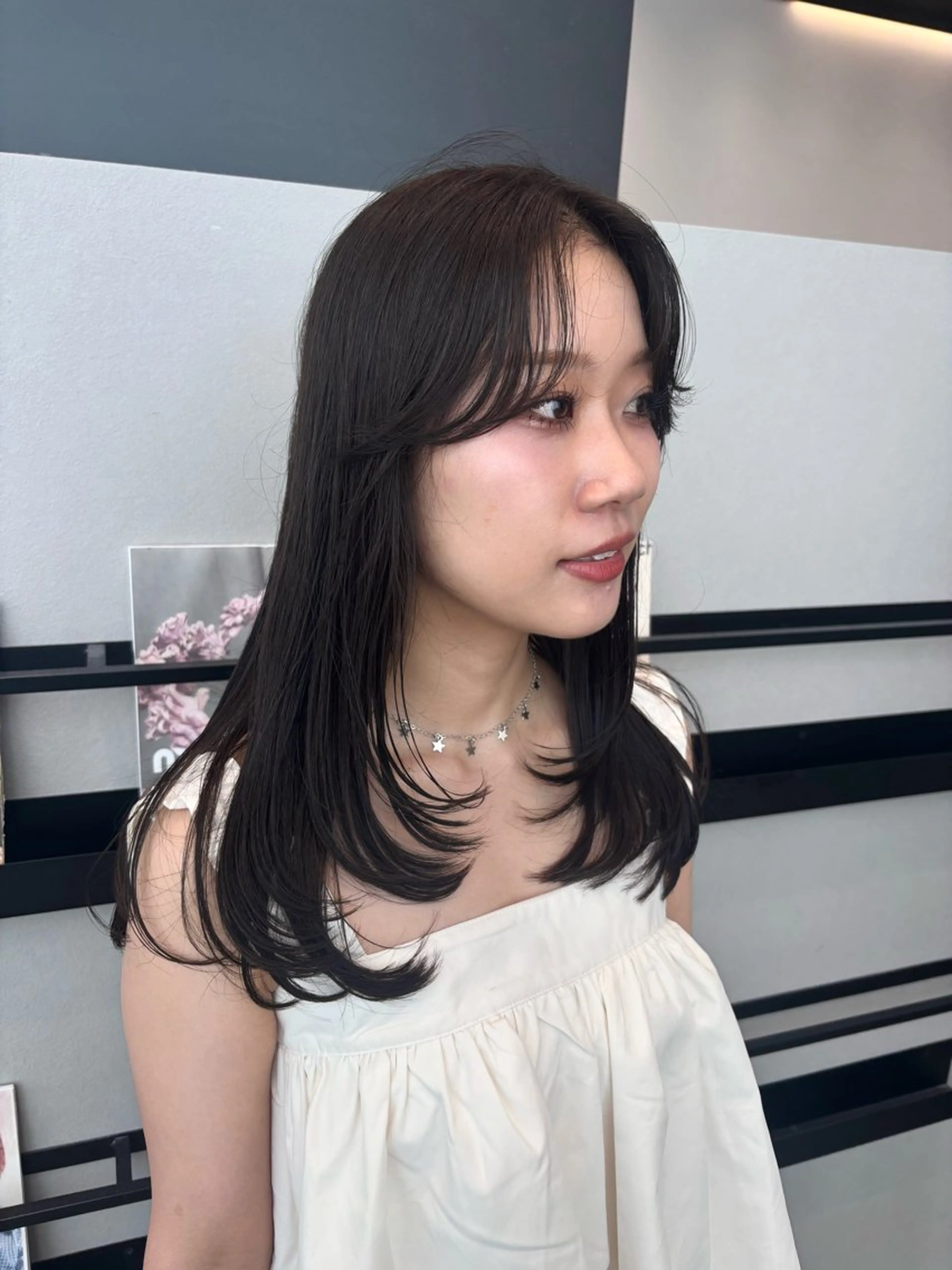 セミロング カラー グレージュ レイヤーカット カット ヘアカラー 透明感カラー/ レイヤーkotonoのヘアスタイル