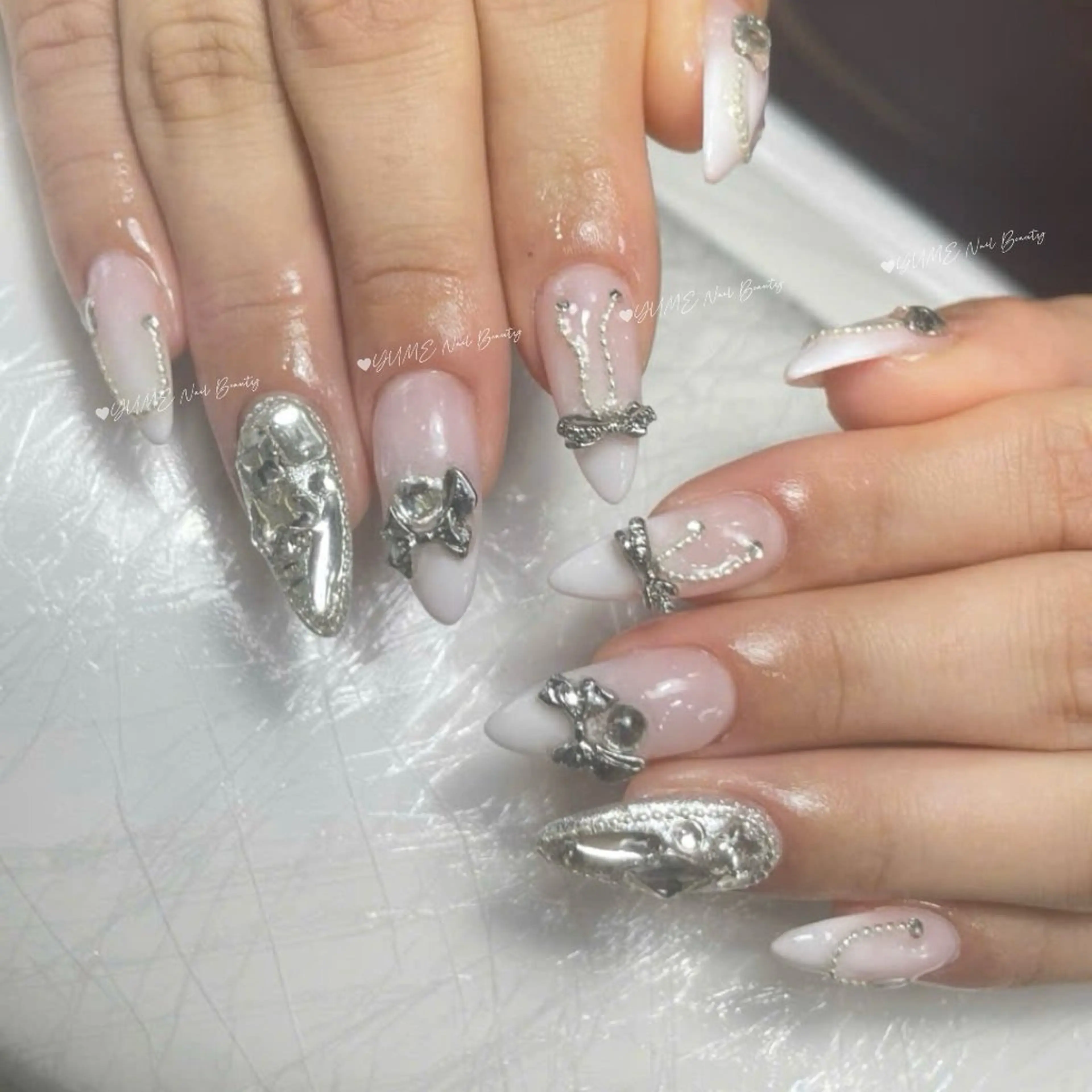 ネイル ハンドネイル ガー NAILのネイルデザイン