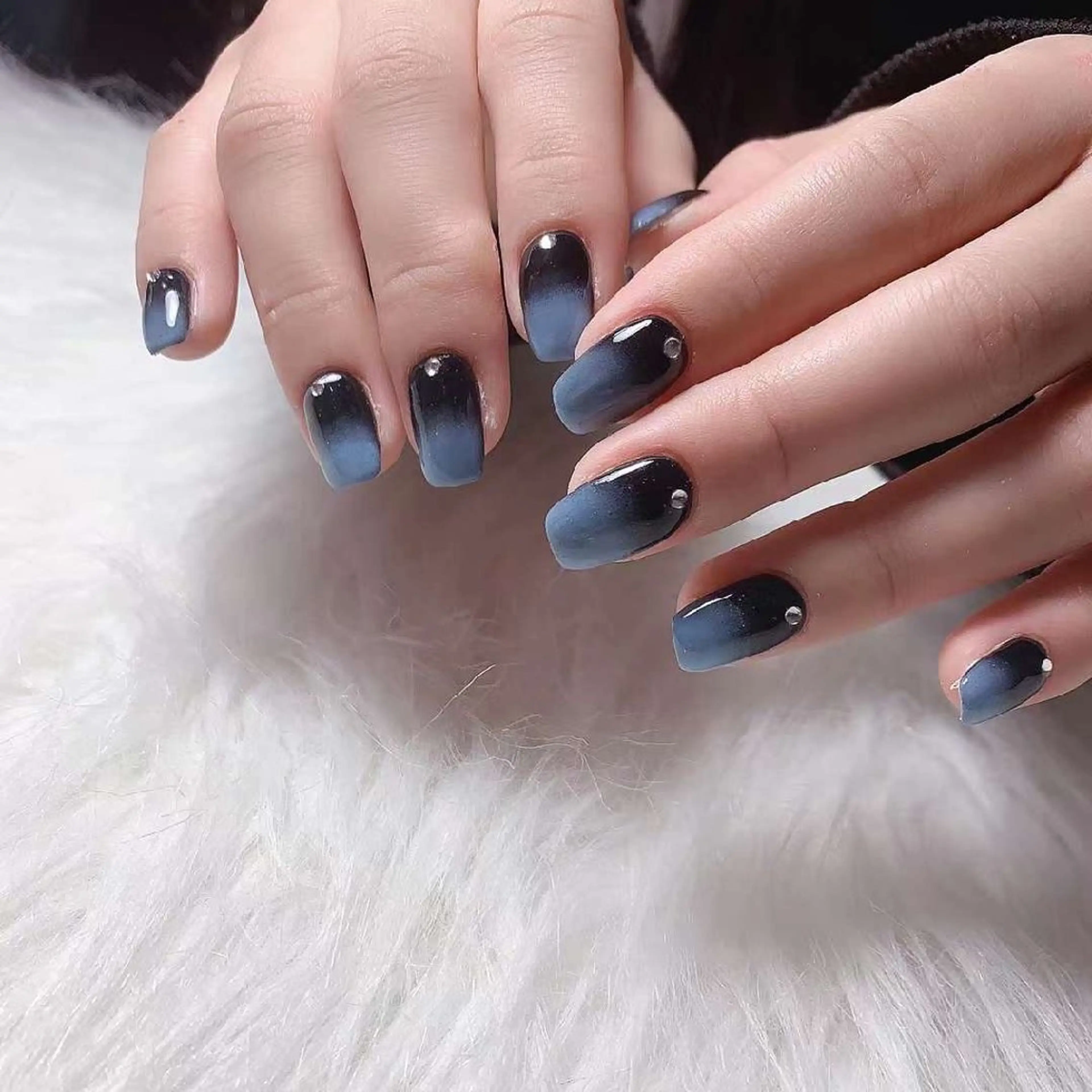 ネイル 横浜市中区曙町 E·U·Bネイルのネイルデザイン