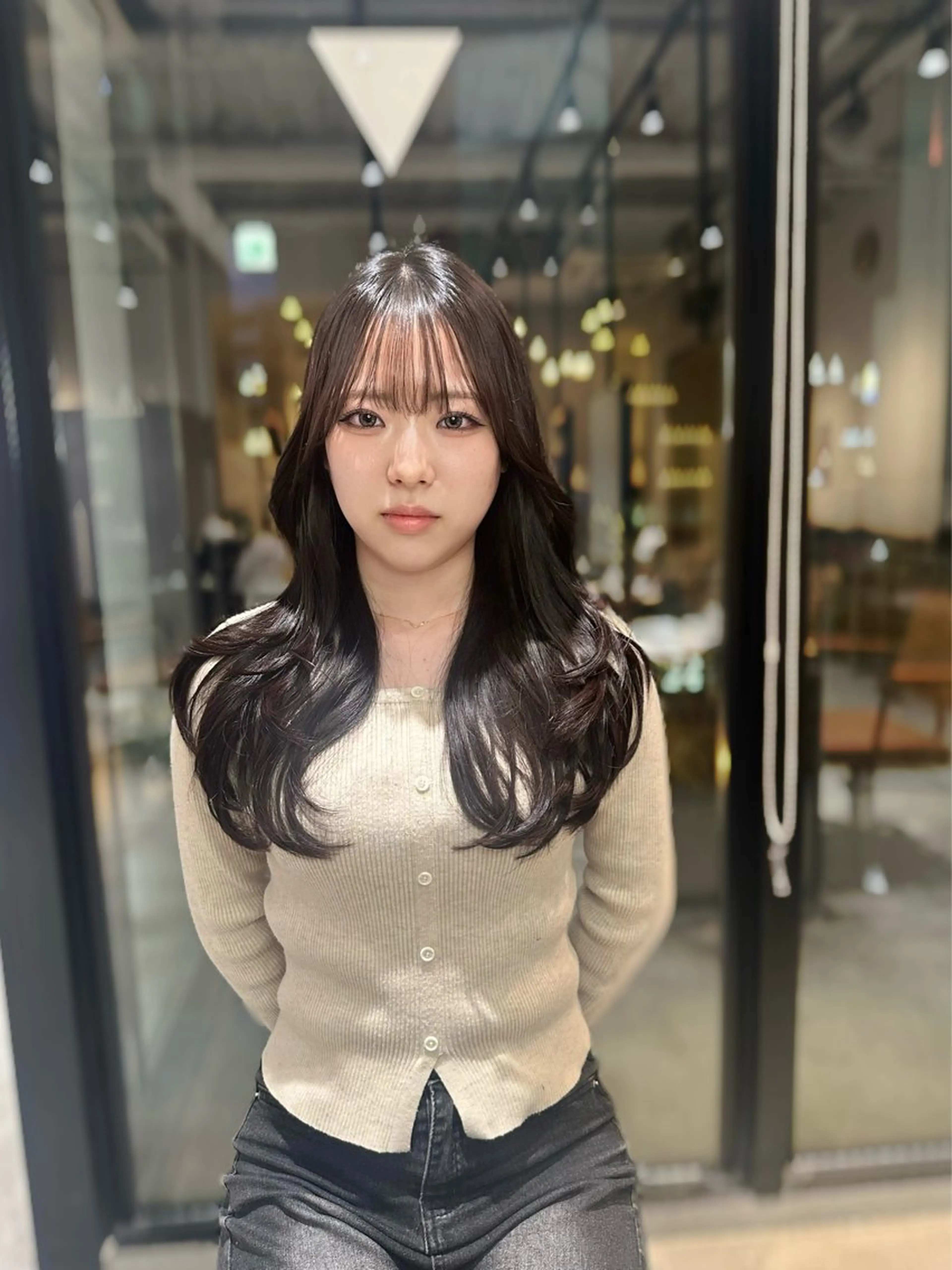 ロング カラー 韓国レイヤーカット 透明感カラー冨田那樹のヘアスタイル