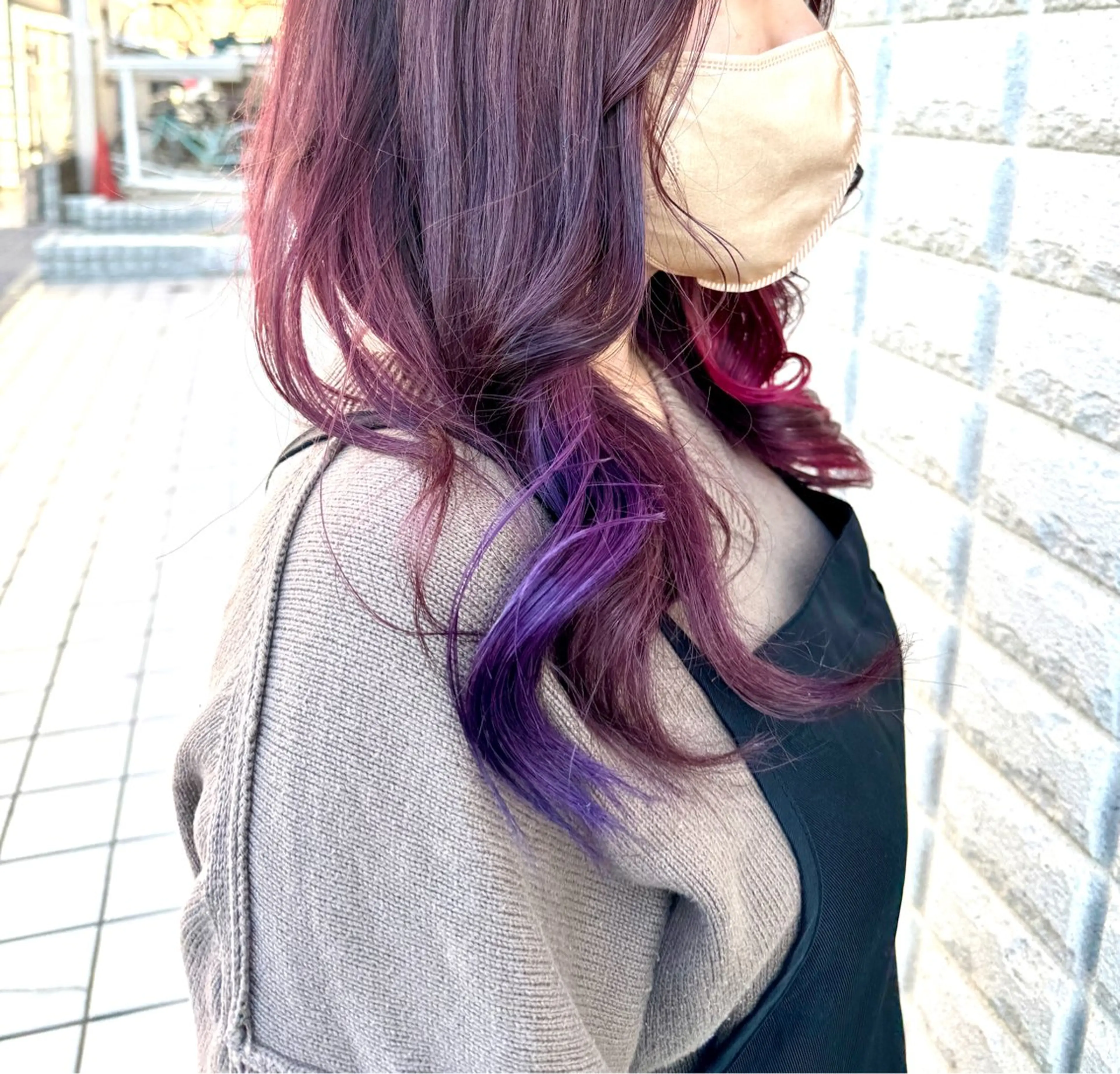 ロング カラー 大塚 しおりのヘアスタイル