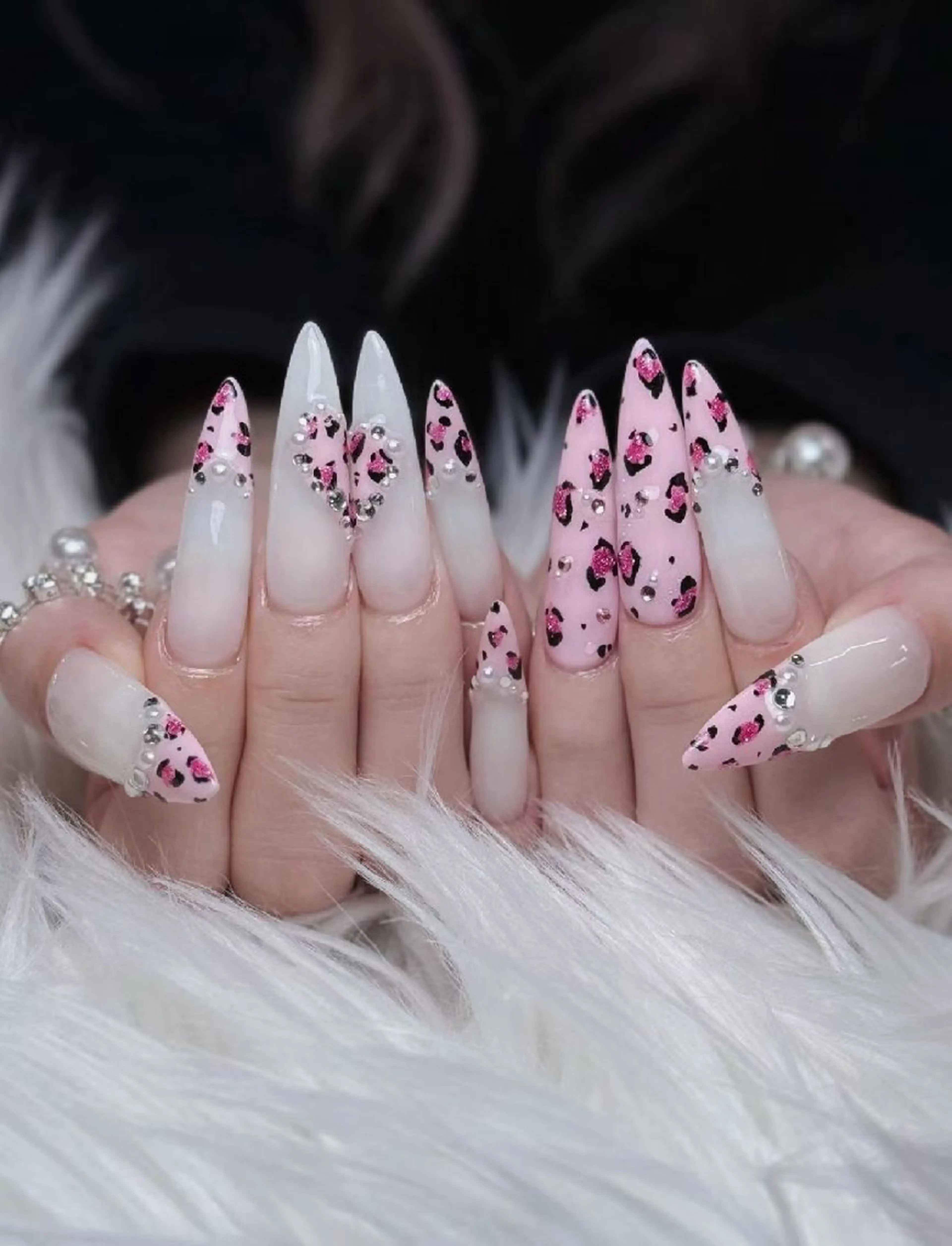 ネイル ENsalon AKIRAのネイルデザイン