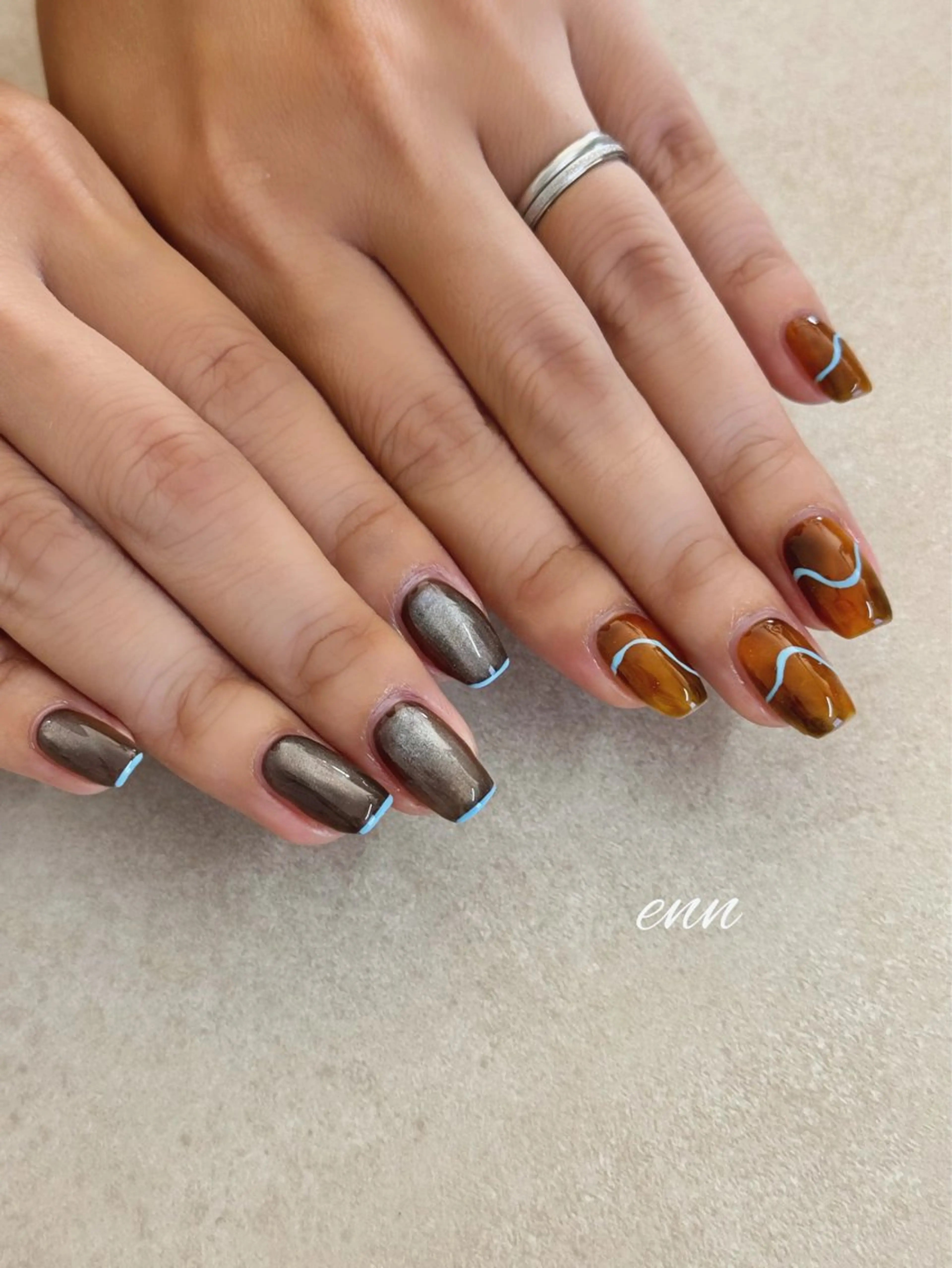 ネイル フレンチネイル マグネットネイル 【 enn 】 Uzuka Yukaのネイルデザイン