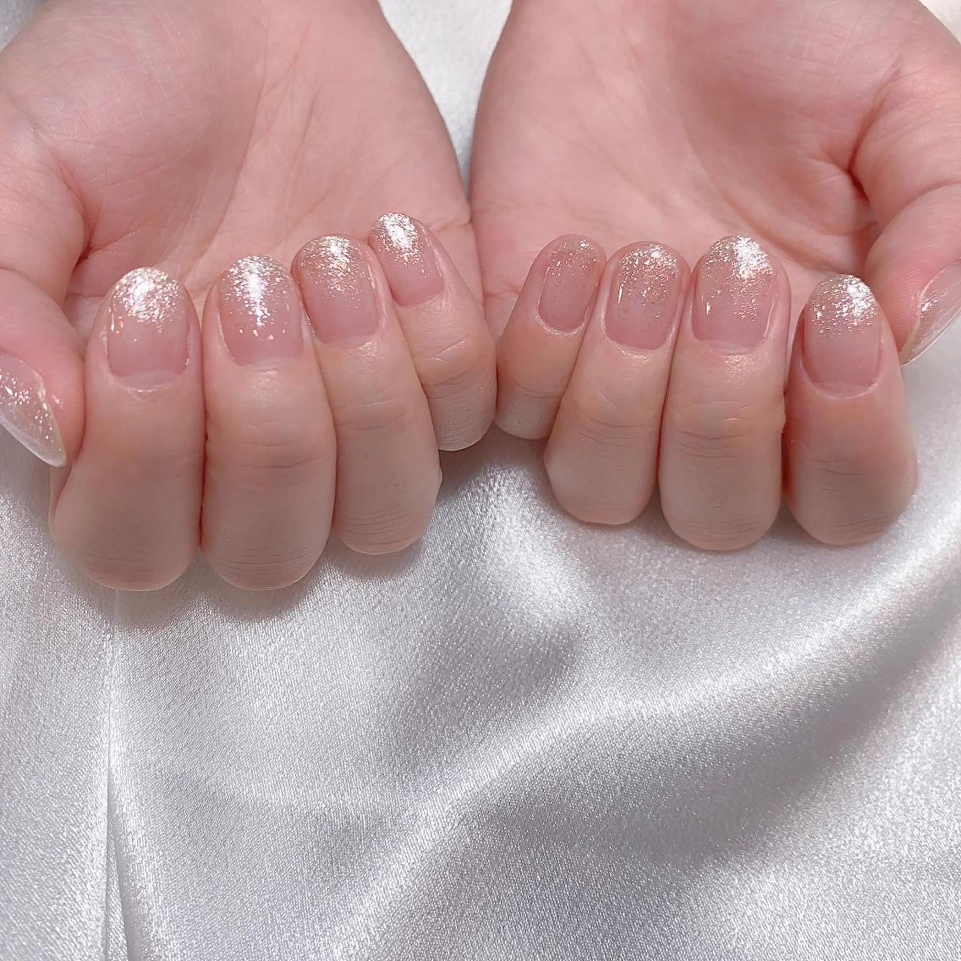 ネイル グラデーション ラメ(グリッター) ラメグラデーション ワンカラーネイル シンプルネイル ハンドネイル ネイルサロン ルミア Lumia 店長のネイルデザイン