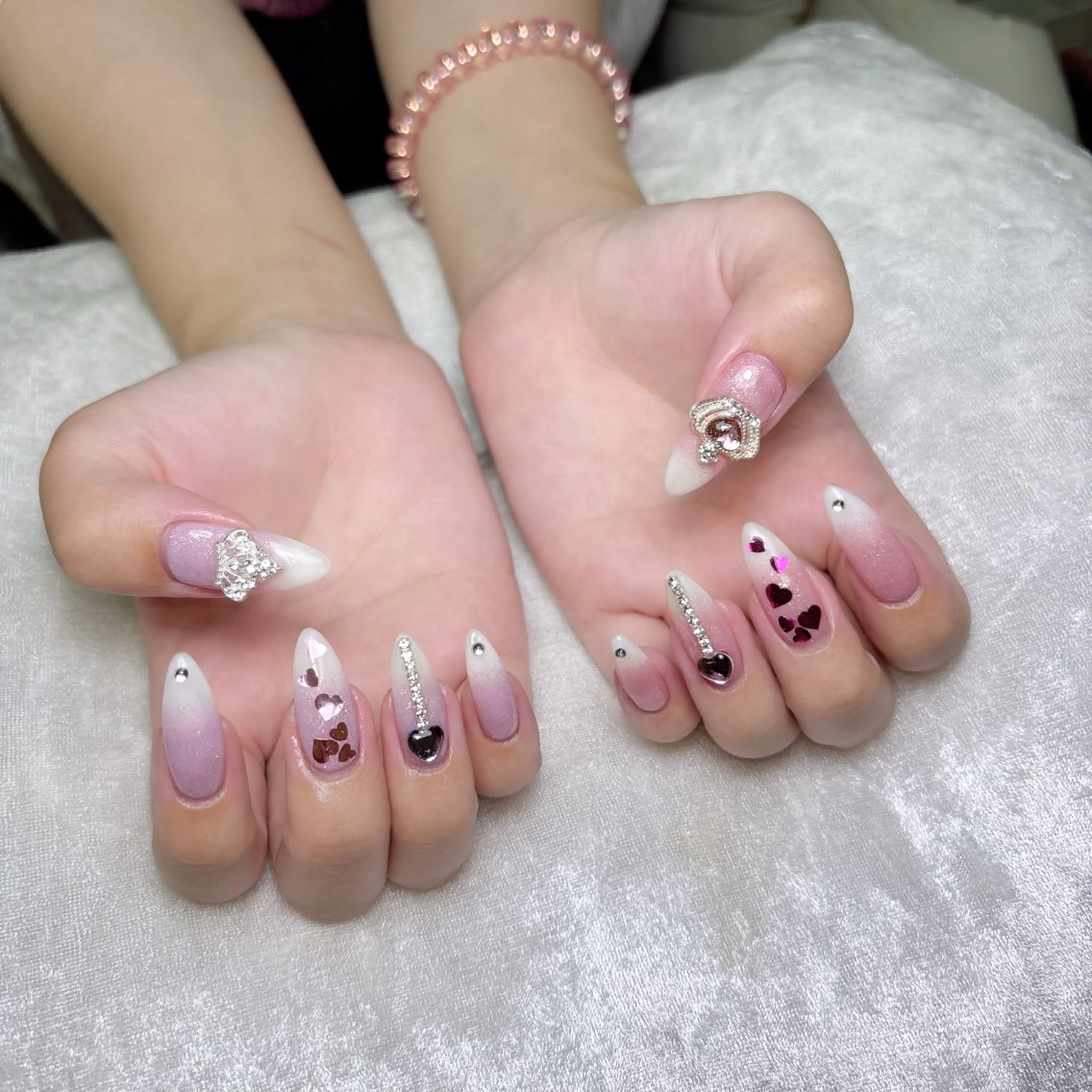 ネイル ハンドネイル ハンドケア Airis所属・Airis aiのネイルデザイン