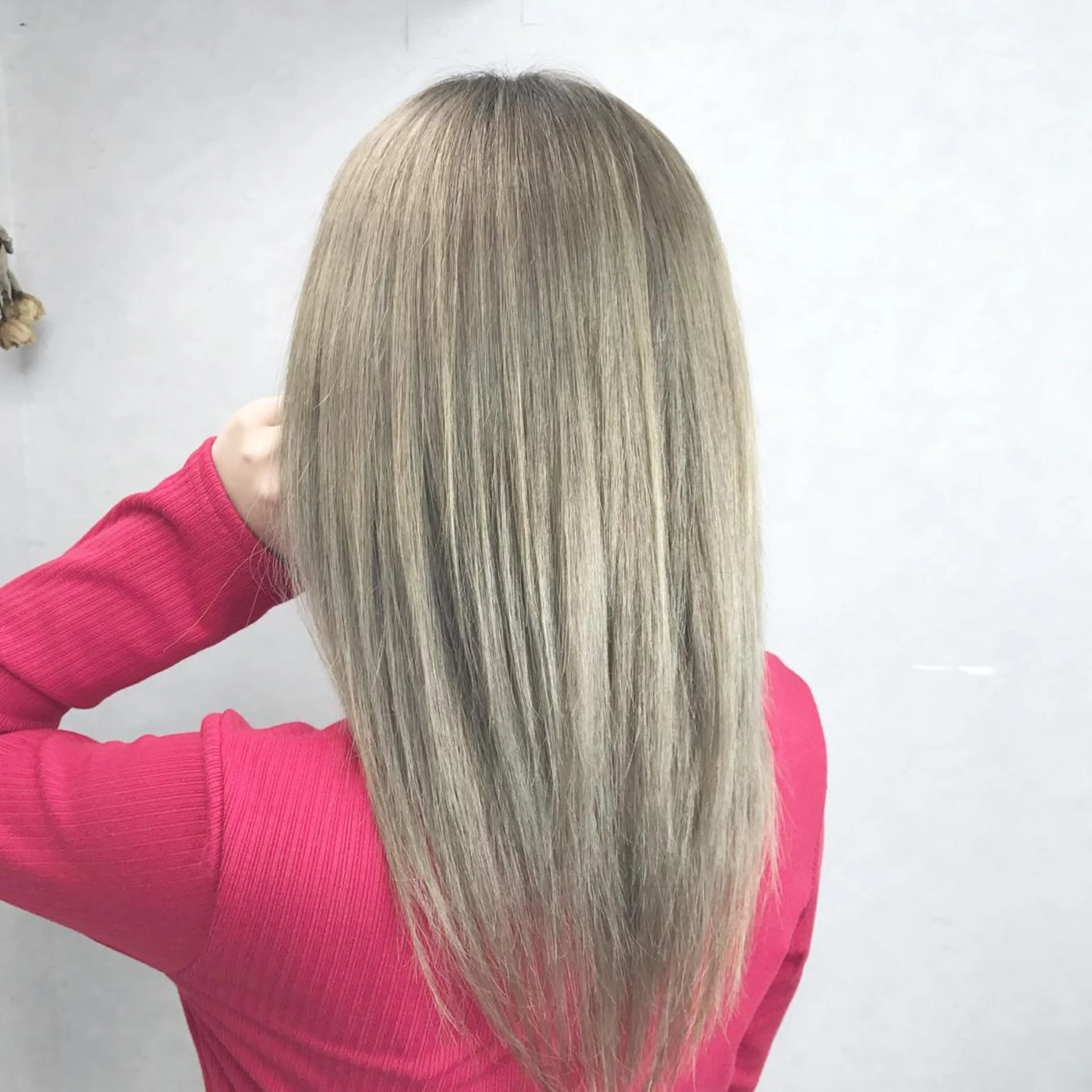 ロング カラー ヘアカラー TATSUYA アートディレクターのヘアスタイル