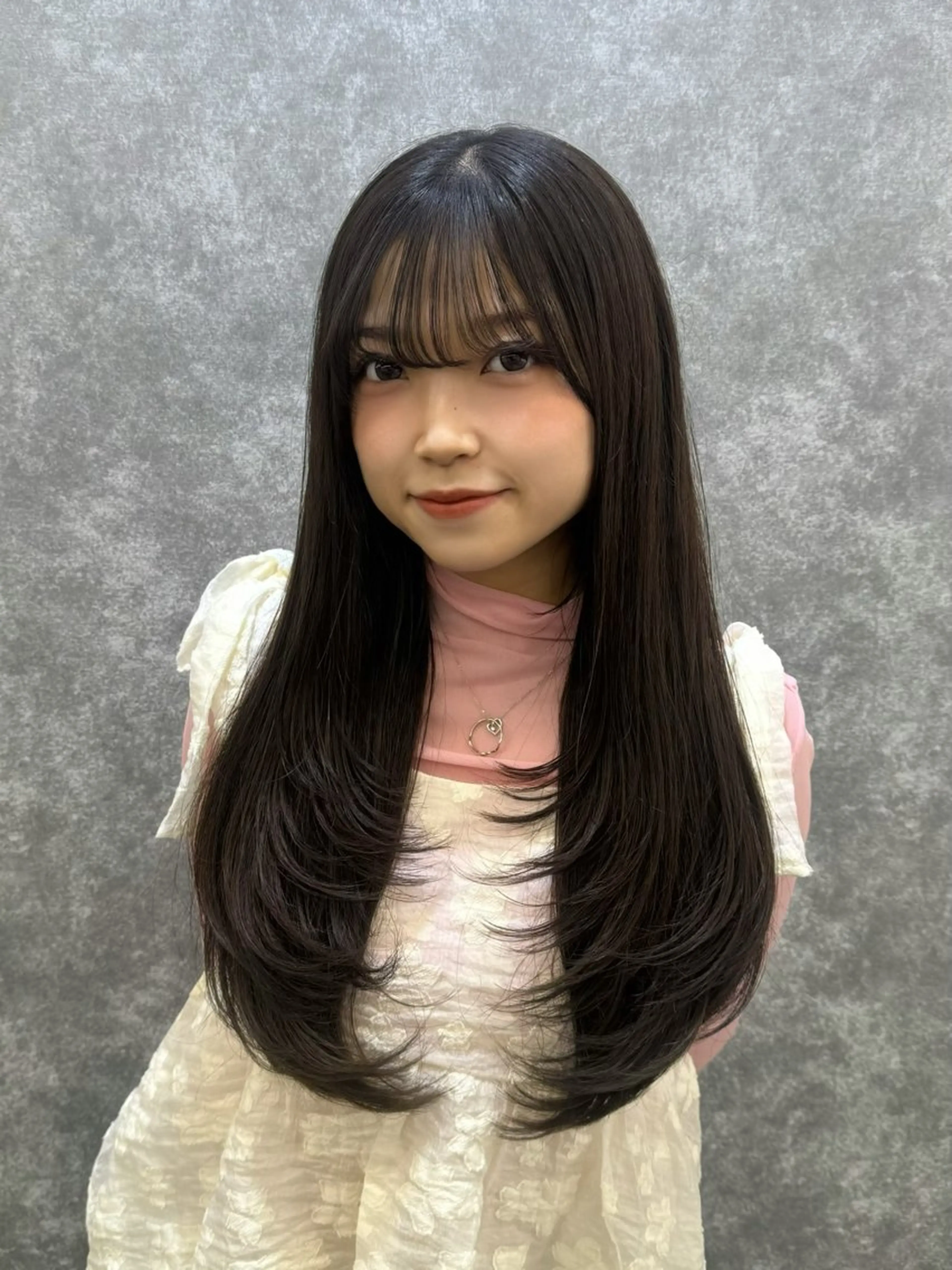 ロング カット ヘアカラー 🕯コバ/レイヤー/ 美髪縮毛🕯のヘアスタイル