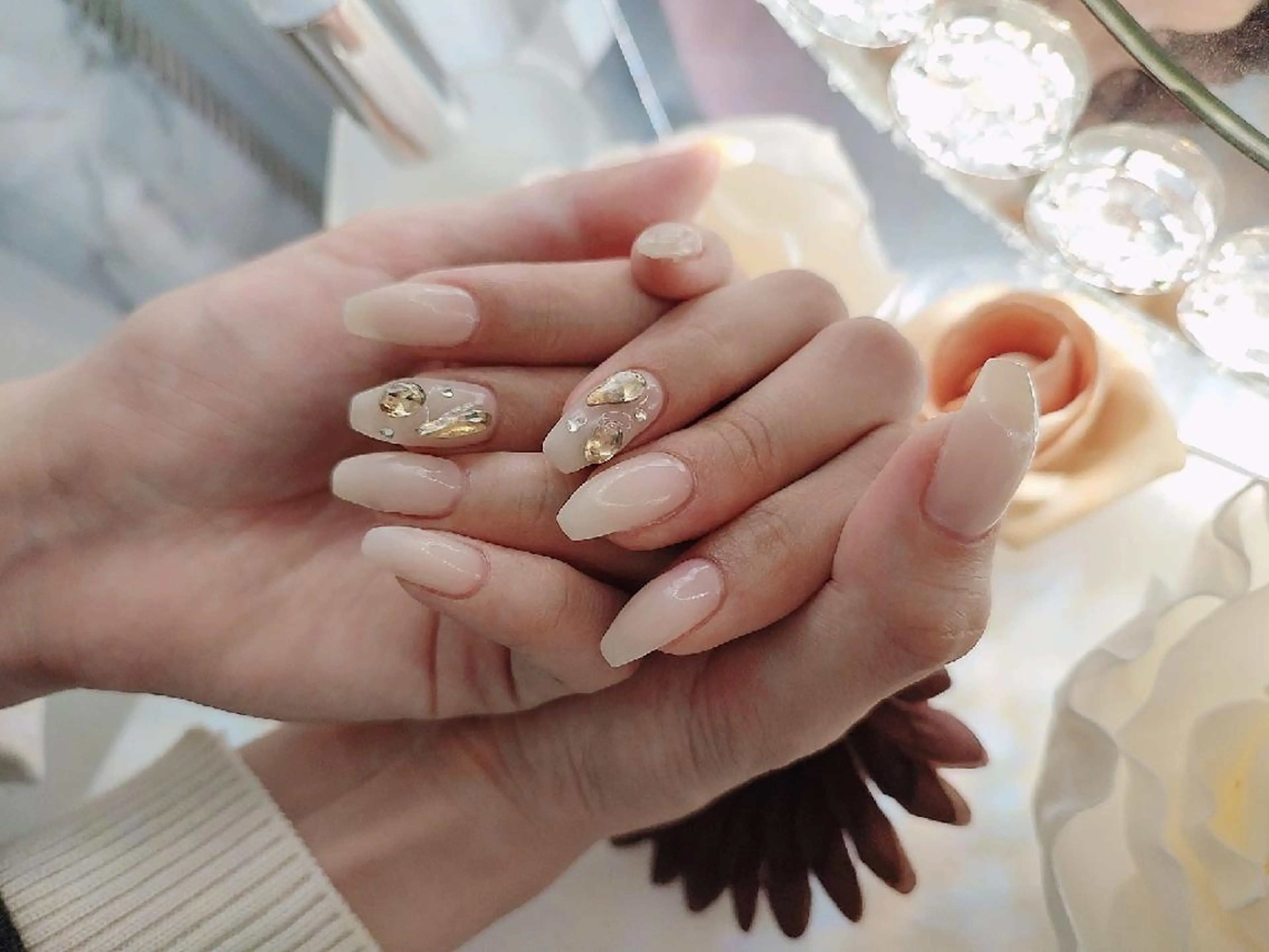 ネイル ハンドネイル RUNWAY 　　の眉毛・アイブロウイメージ