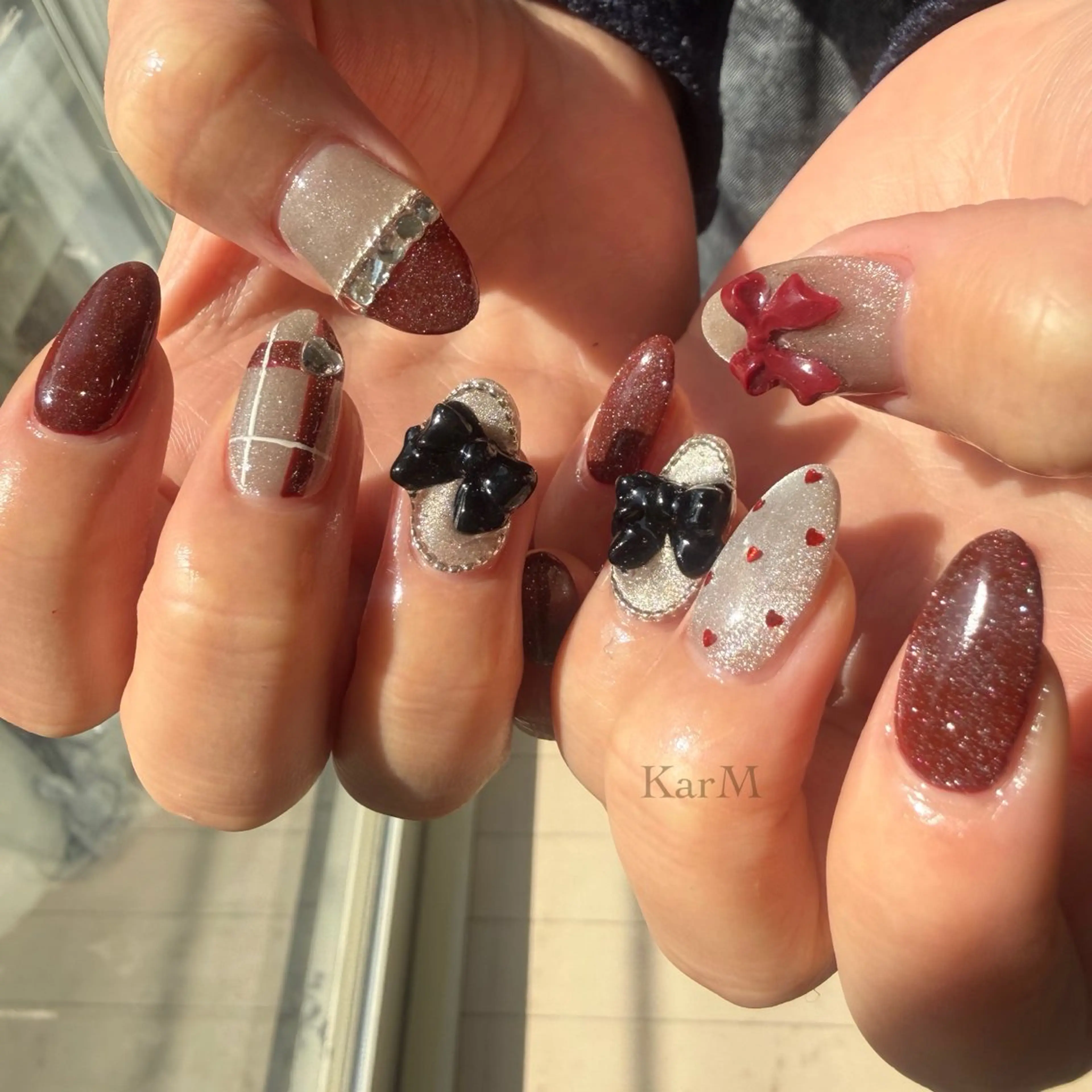 ネイル オーロラネイル チークネイル ドット フラッシュネイル フレンチネイル ハンドネイル ogino karinのネイルデザイン