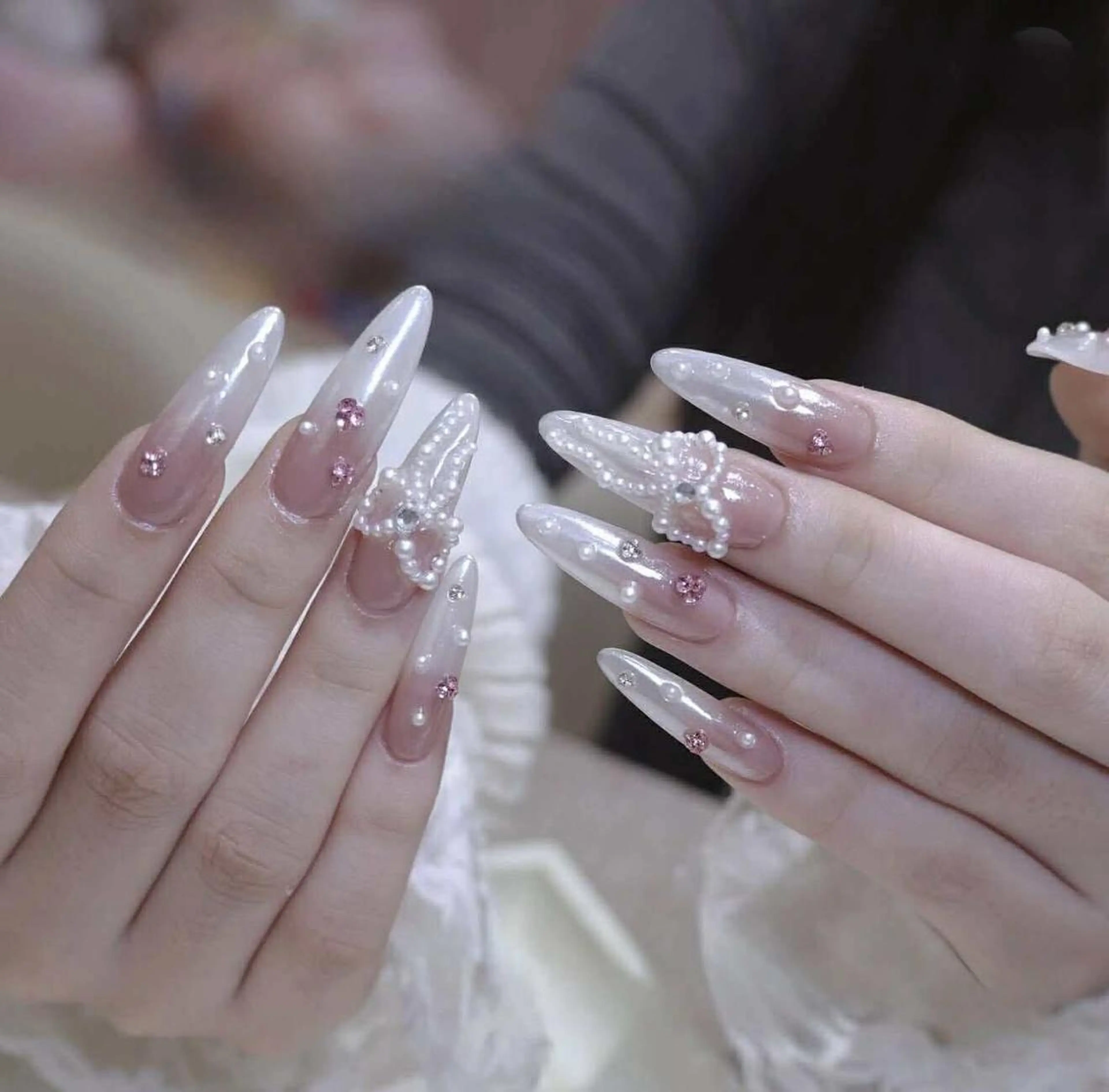 ネイル アートネイル オーロラネイル ブルー チークネイル フットネイル ハンドネイル NAILS168 新大久保店のネイルデザイン