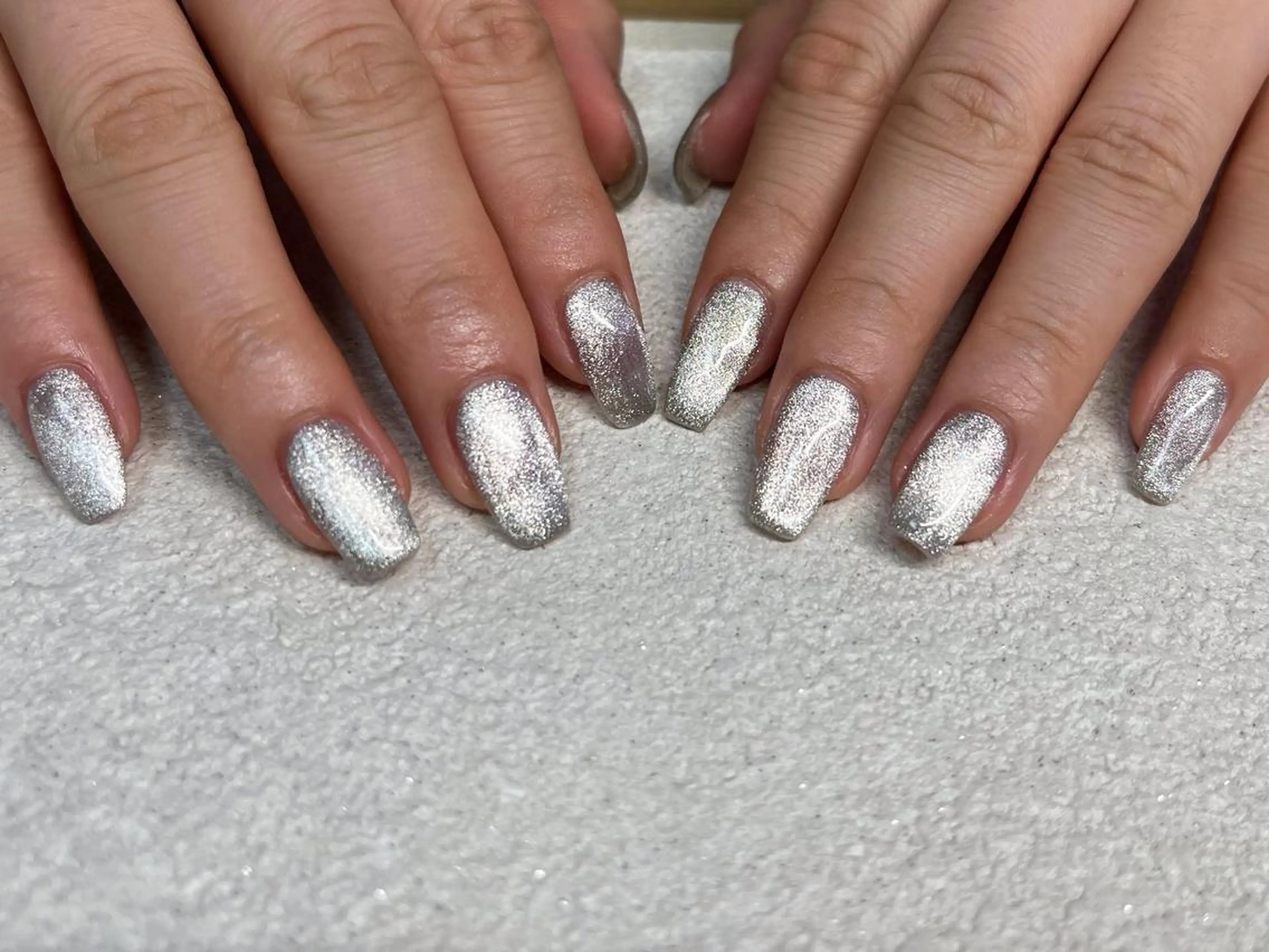 ネイル オーロラネイル フラワーネイル フットネイル フレンチネイル ジェルネイル ハンドネイル mogunail &blowのネイルデザイン