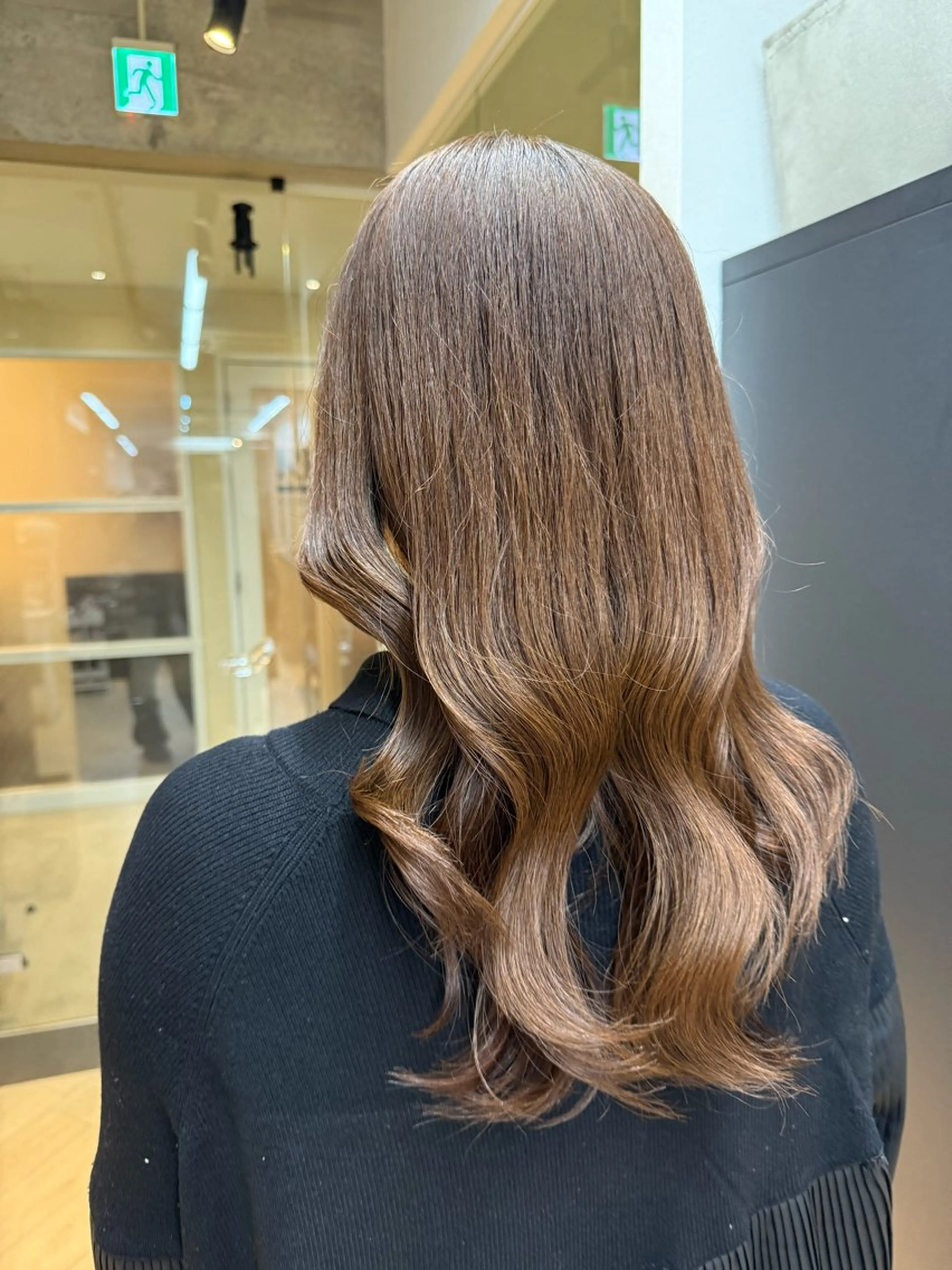 ロング カラー ブラウンカラー カット ヘアカラー 吉川 慶斗のヘアスタイル