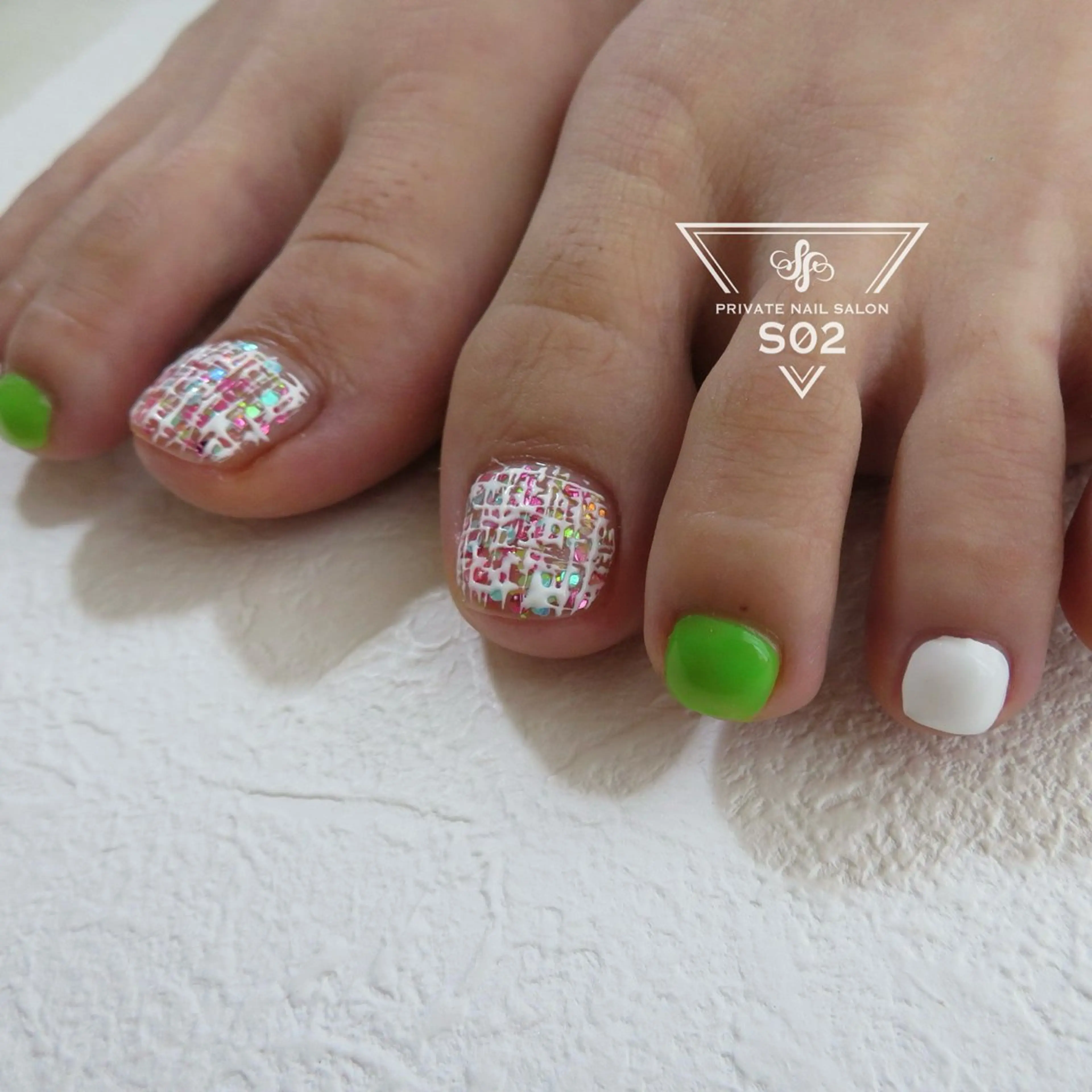 ネイル フットネイル ツイードネイル S02 𝙲𝚑𝚒𝚎のネイルデザイン