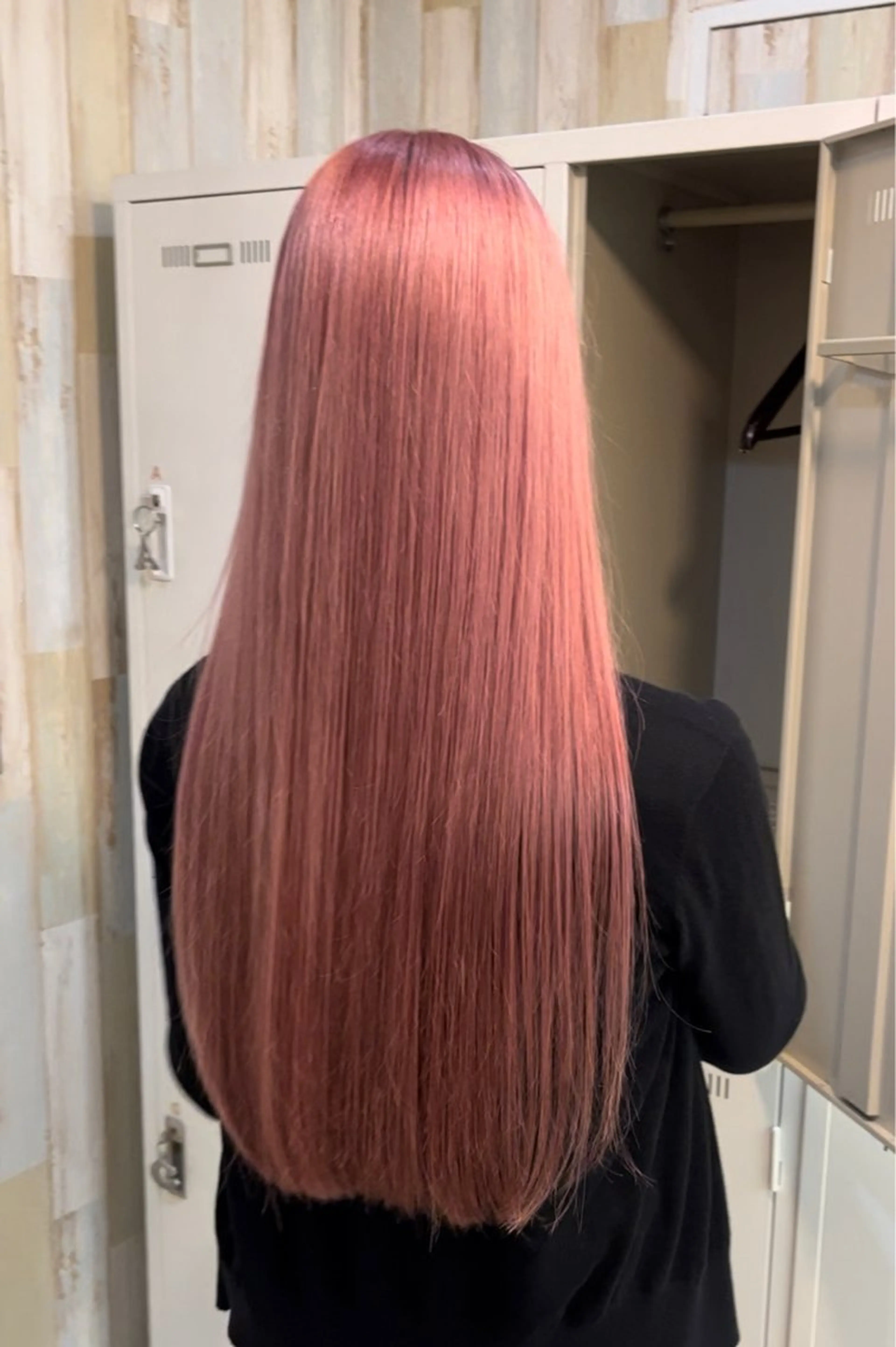 ロング カラー ブリーチ ハイトーンカラー ピンクカラー ヘアカラー トリートメント 🦋レイヤー職人 猪瀬玲奈🦋のヘアスタイル