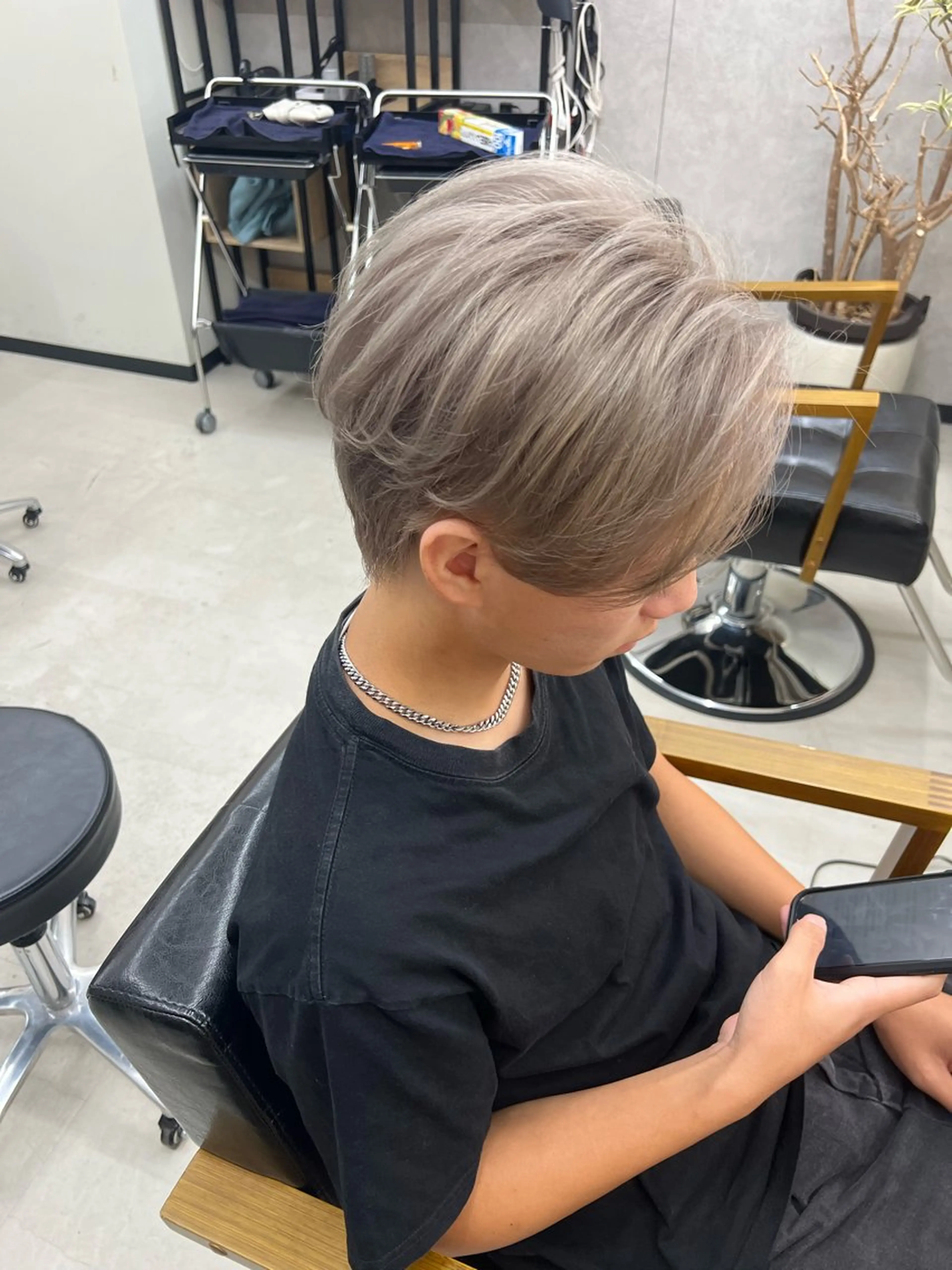 カラー グレージュ ALEAP himekaのヘアスタイル