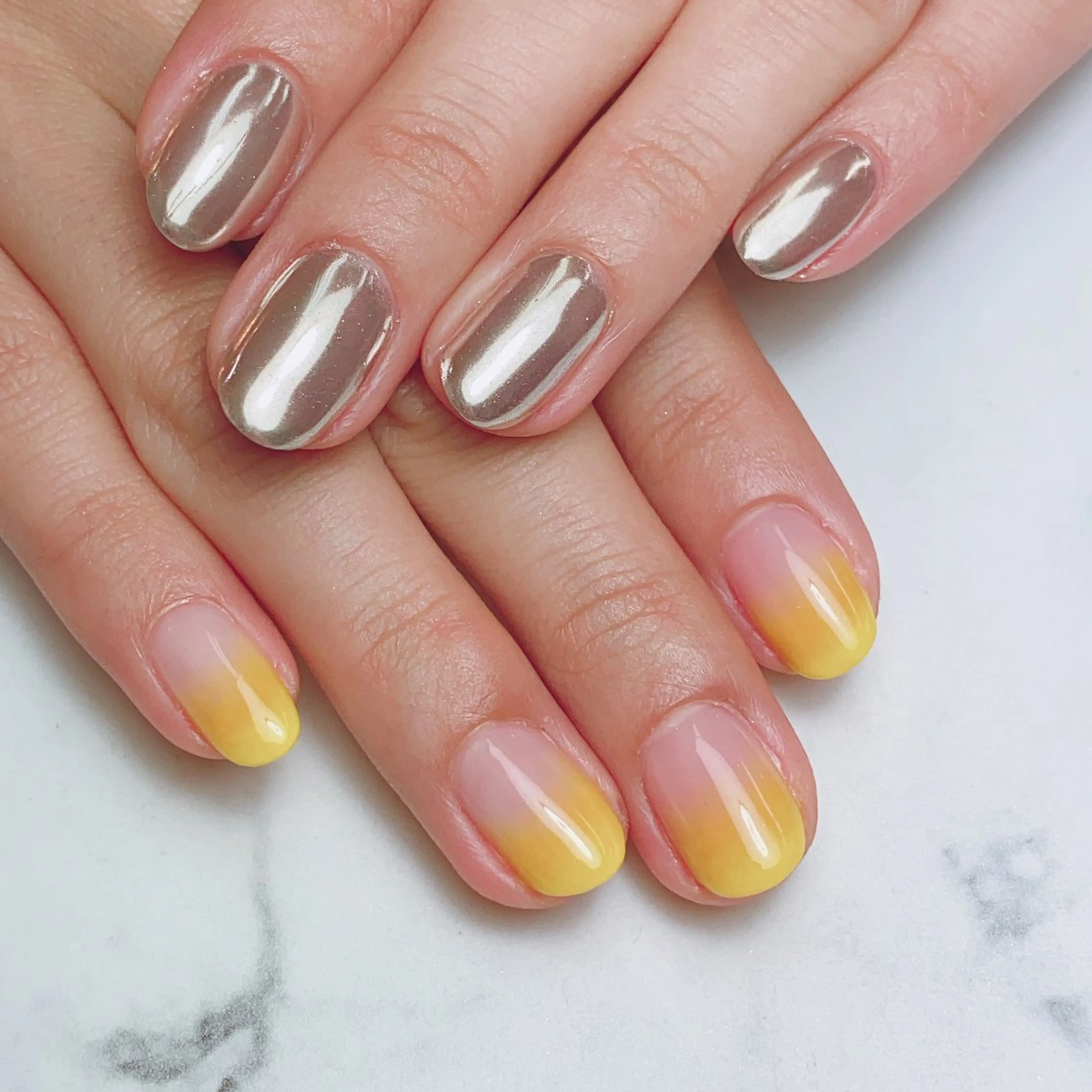 ネイル 石原 夕華のネイルデザイン