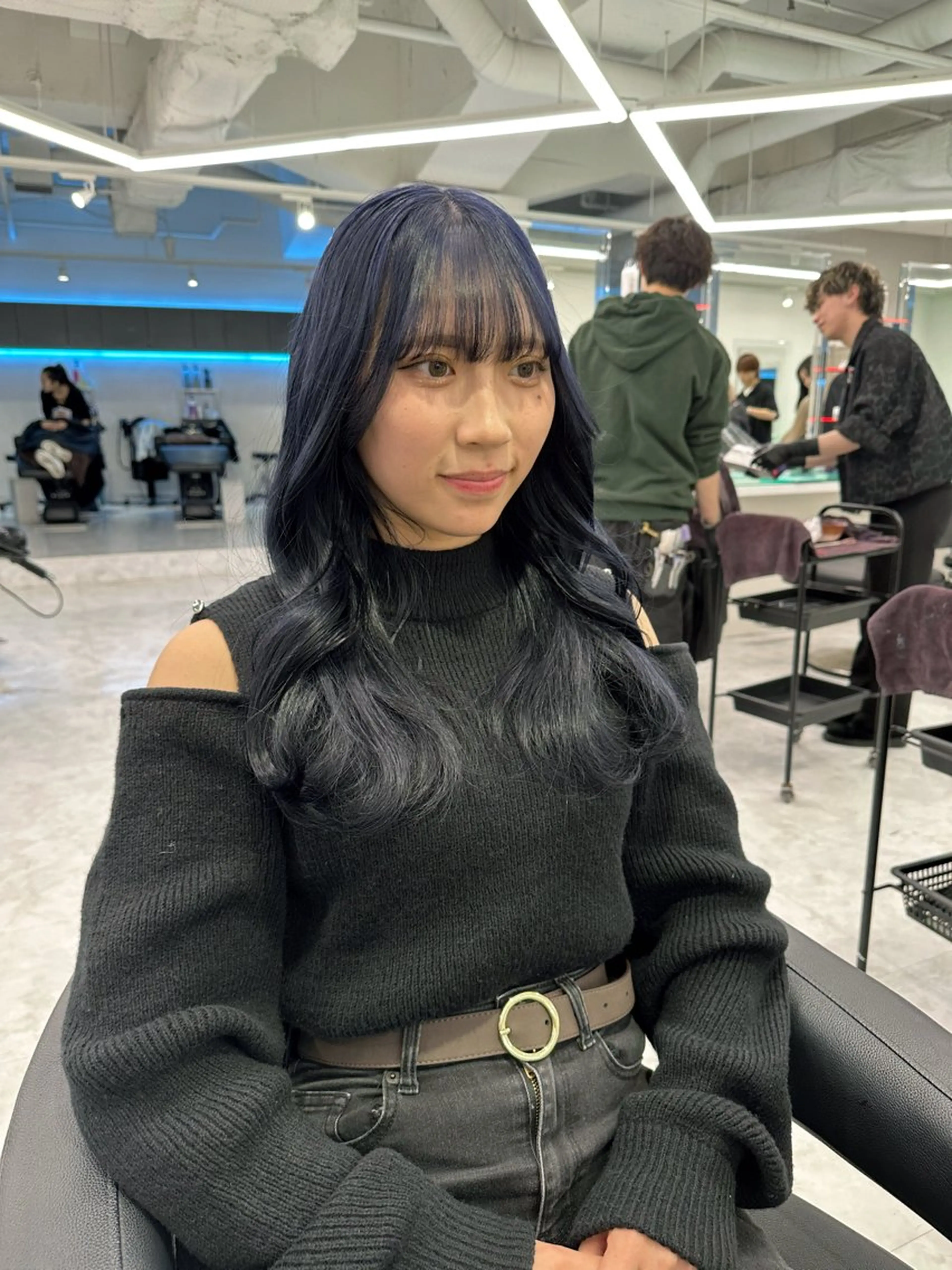 ロング カラー ヘアアレンジ 艶カラー/ハイトーン /レイヤーカットのヘアスタイル