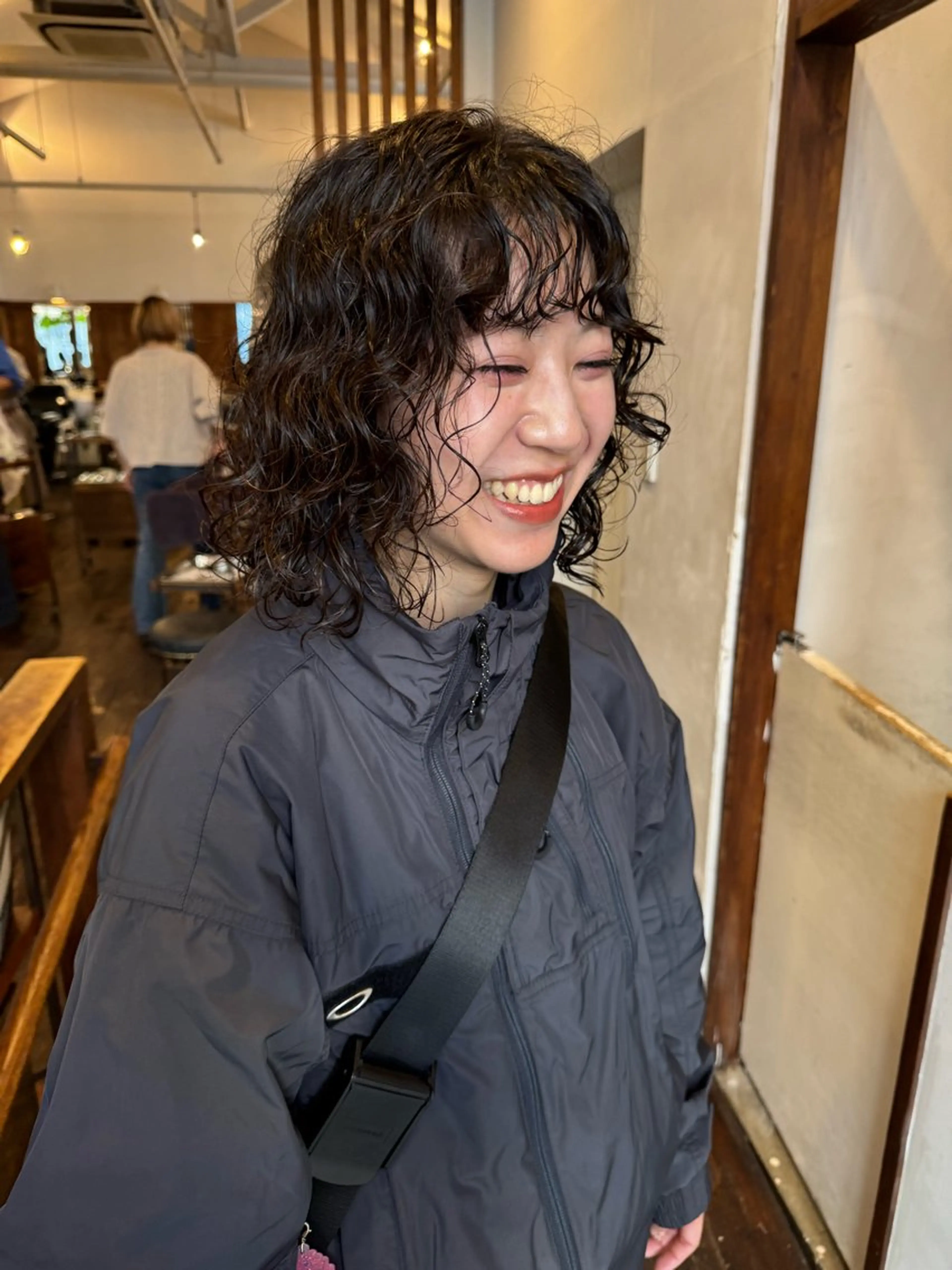 ミディアム パーマ MOK大阪梅田店 Asahiのヘアスタイル