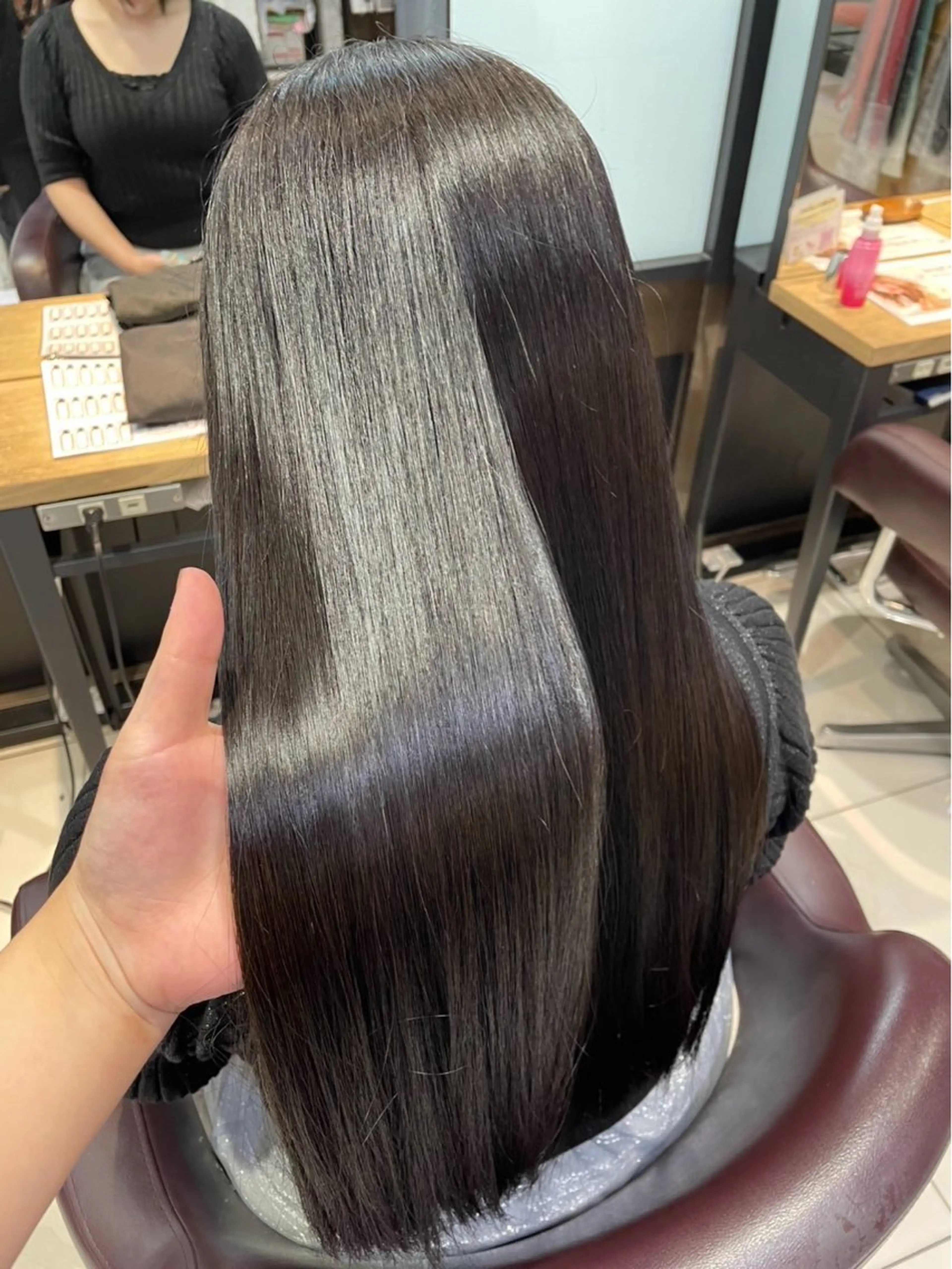 髪質改善 💠 韓国風うる艶/シオリのヘアスタイル