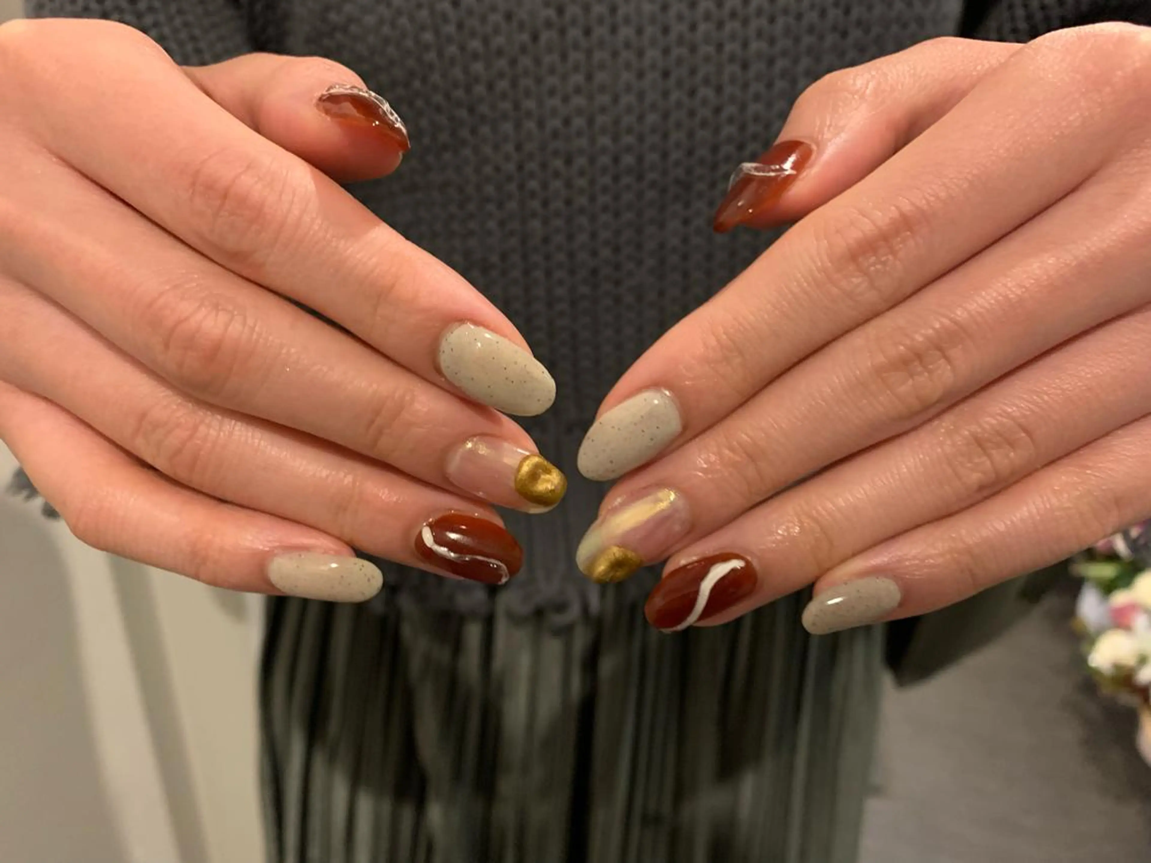 ネイル ニュアンスネイル マキノ ユイのネイルデザイン