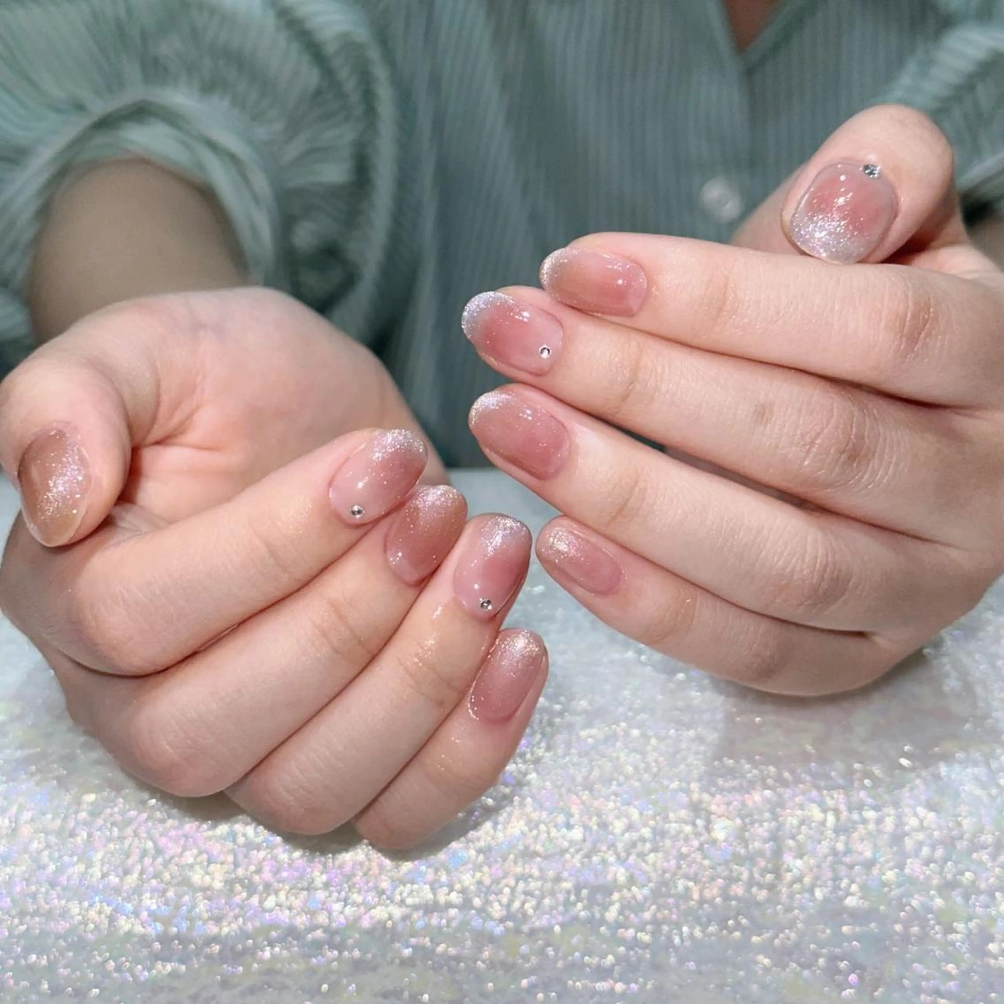 ネイル シンプルネイル Queens ciciのネイルデザイン