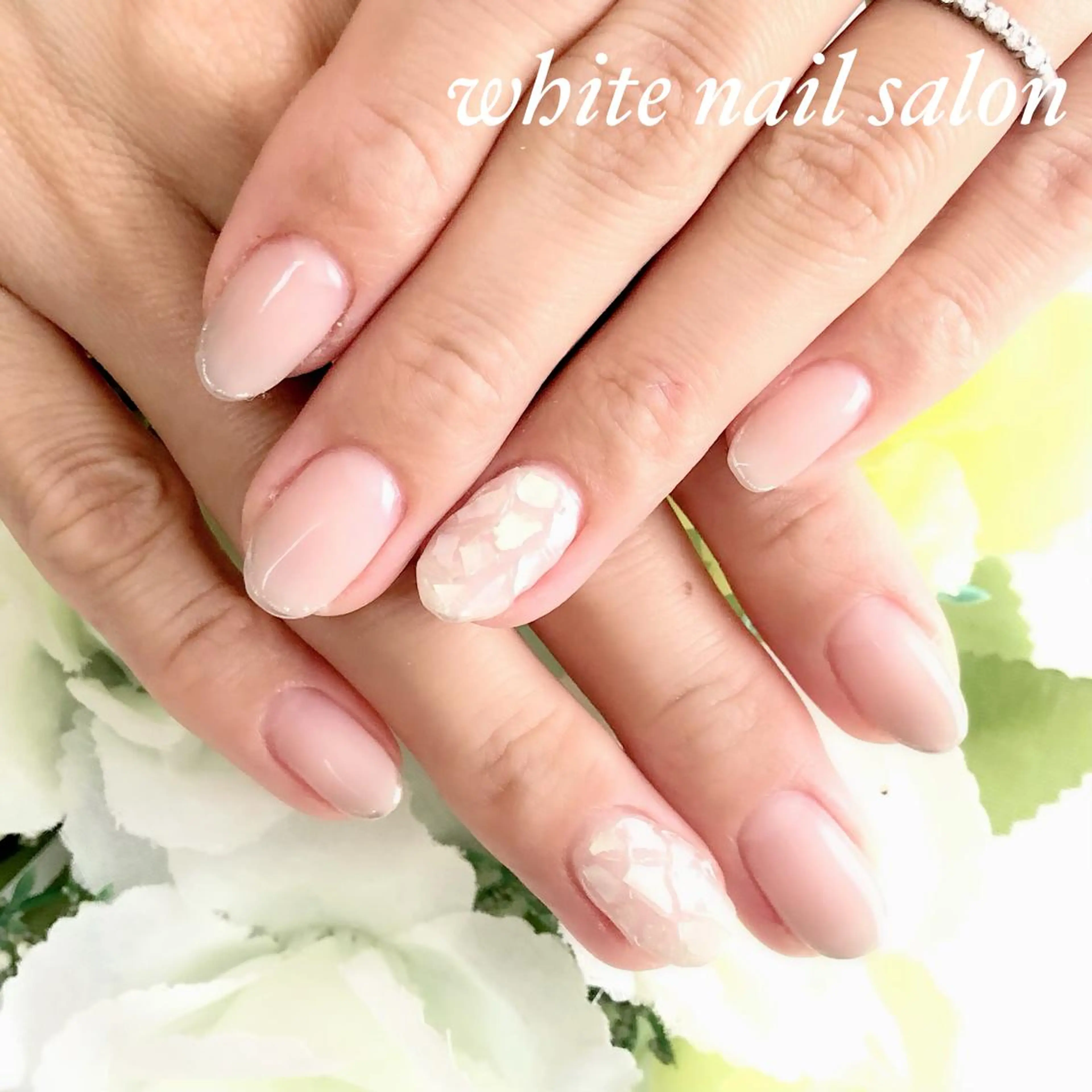 ネイル アートネイル フレンチネイル ジェルネイル ハードジェル 持ち込み ハンドネイル white nail salonのネイルデザイン