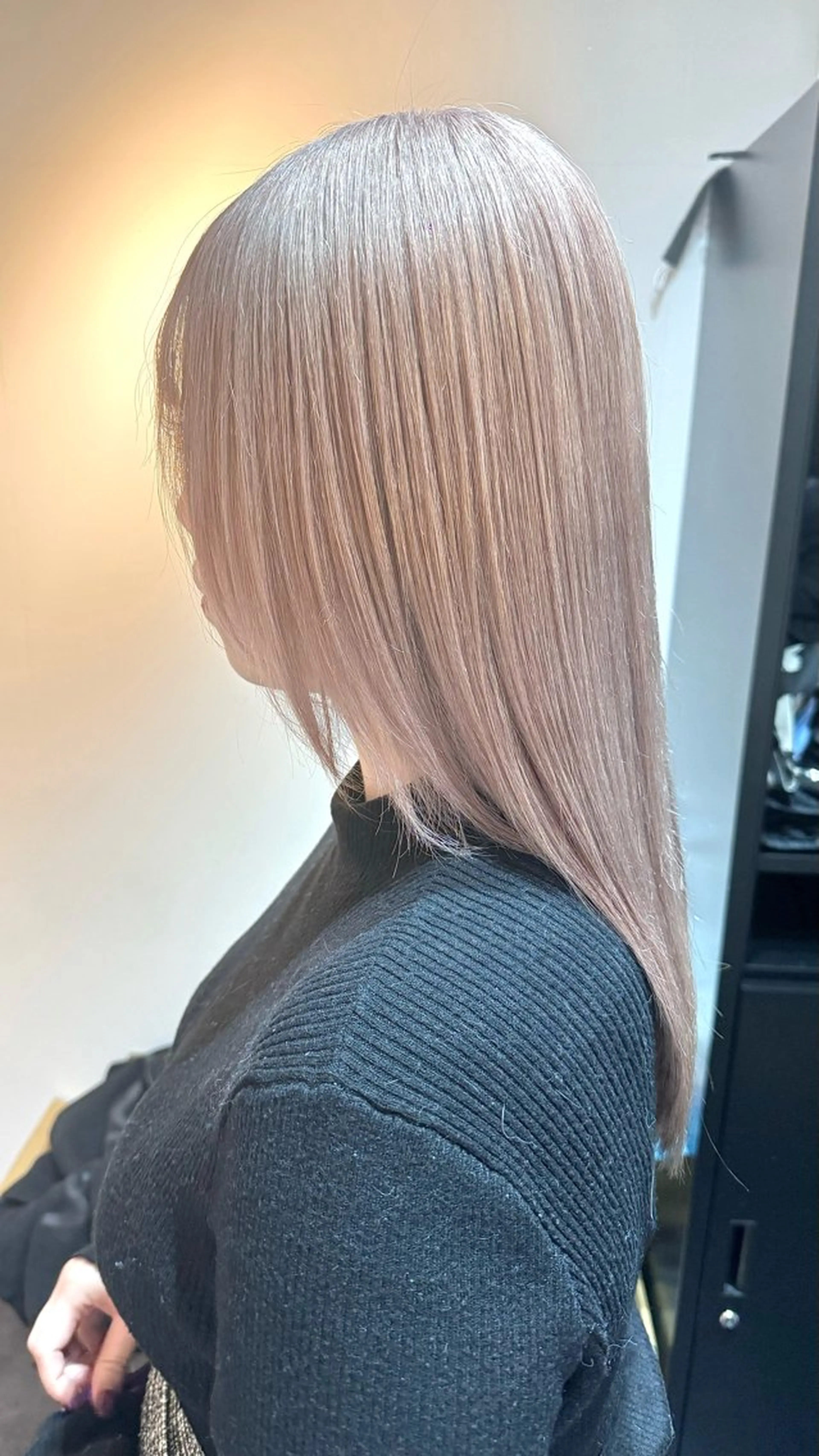 セミロング カット ヘアカラー chill_ KAZUKIのヘアスタイル