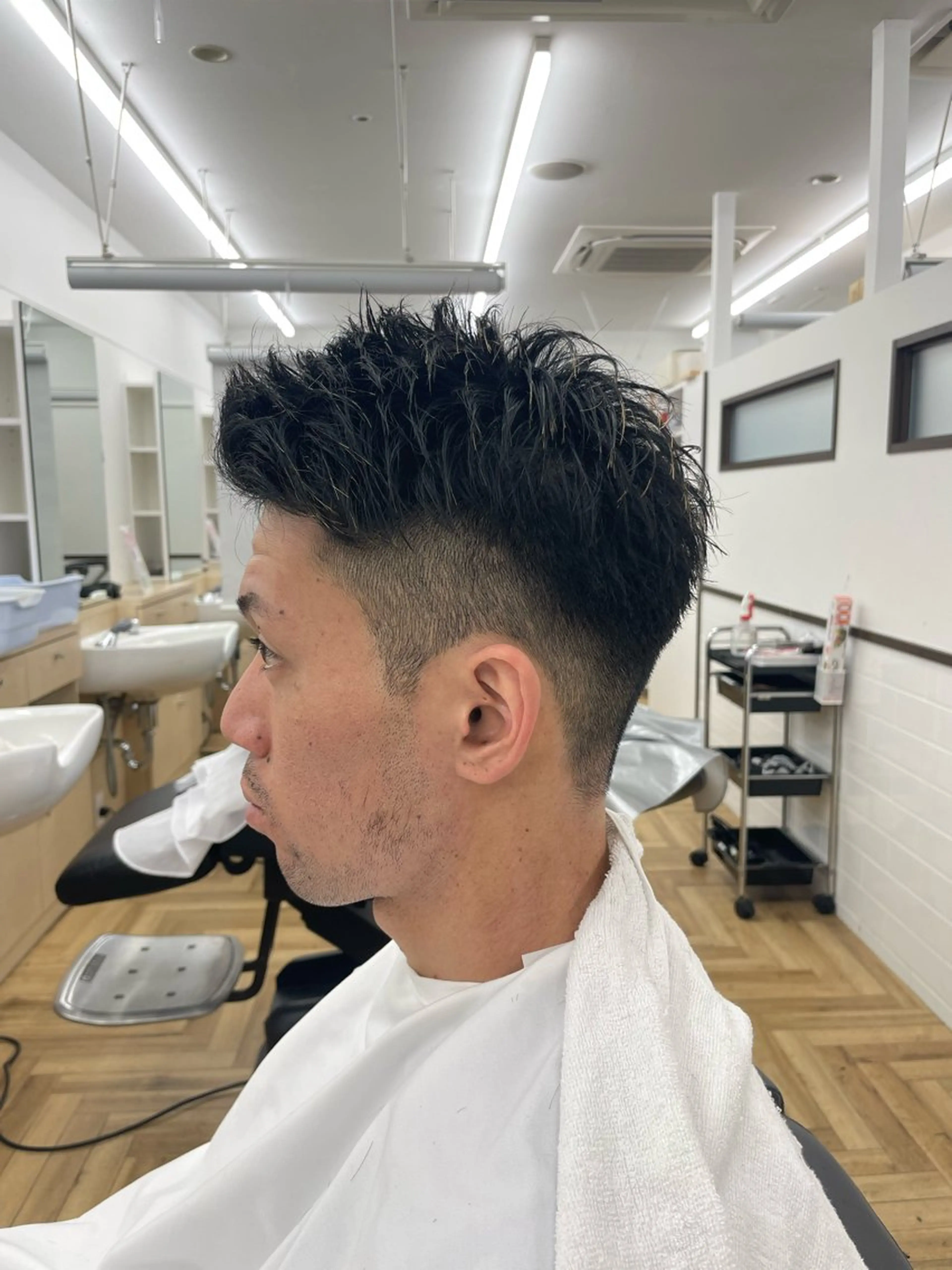 ショート メンズ ツーブロック ショートヘア 西沢 良彌のヘアスタイル