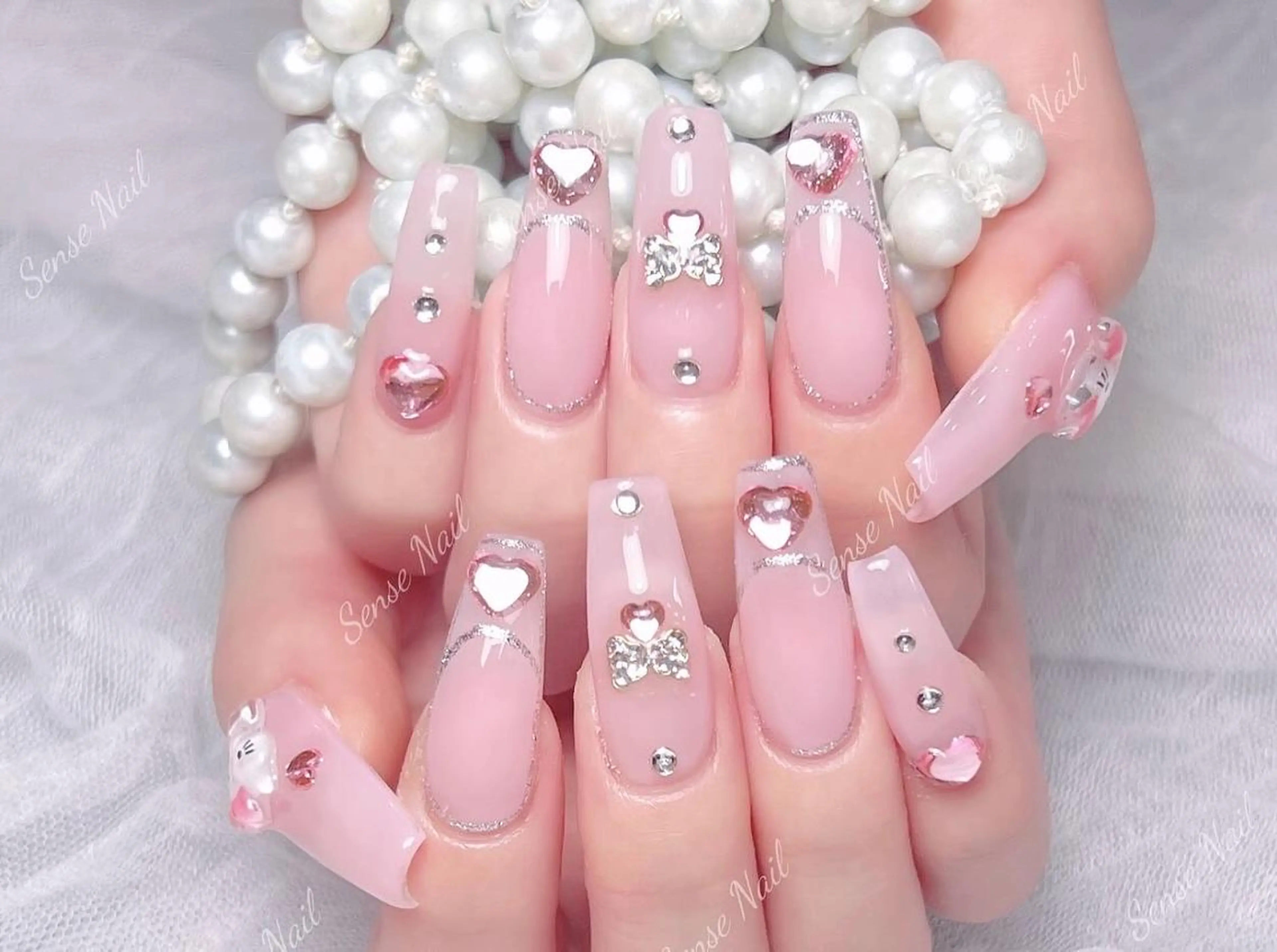 ネイル ハンドネイル ハンドケア Feinn Ink💕のネイルデザイン