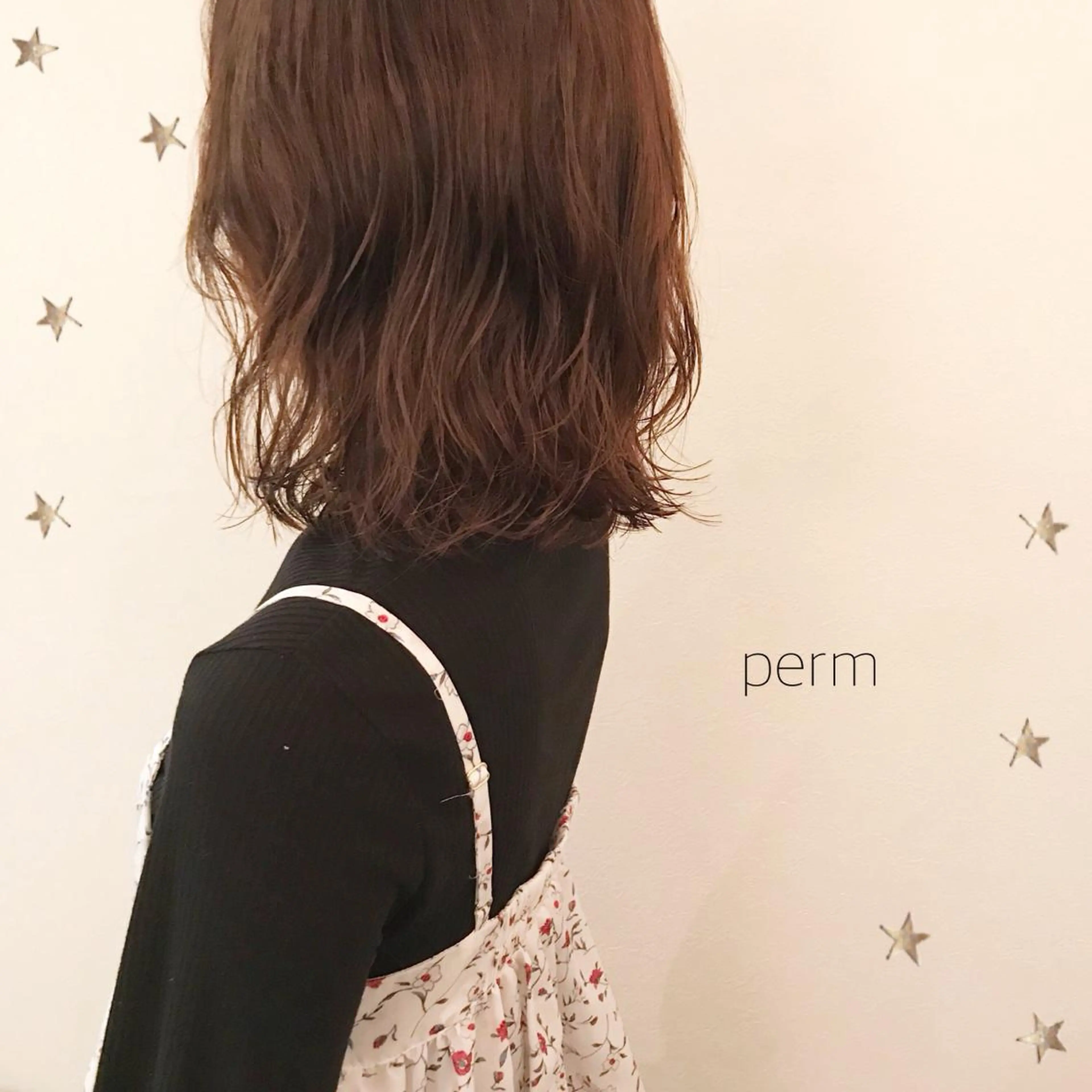 ミディアム パーマ 市川 千夏のヘアスタイル