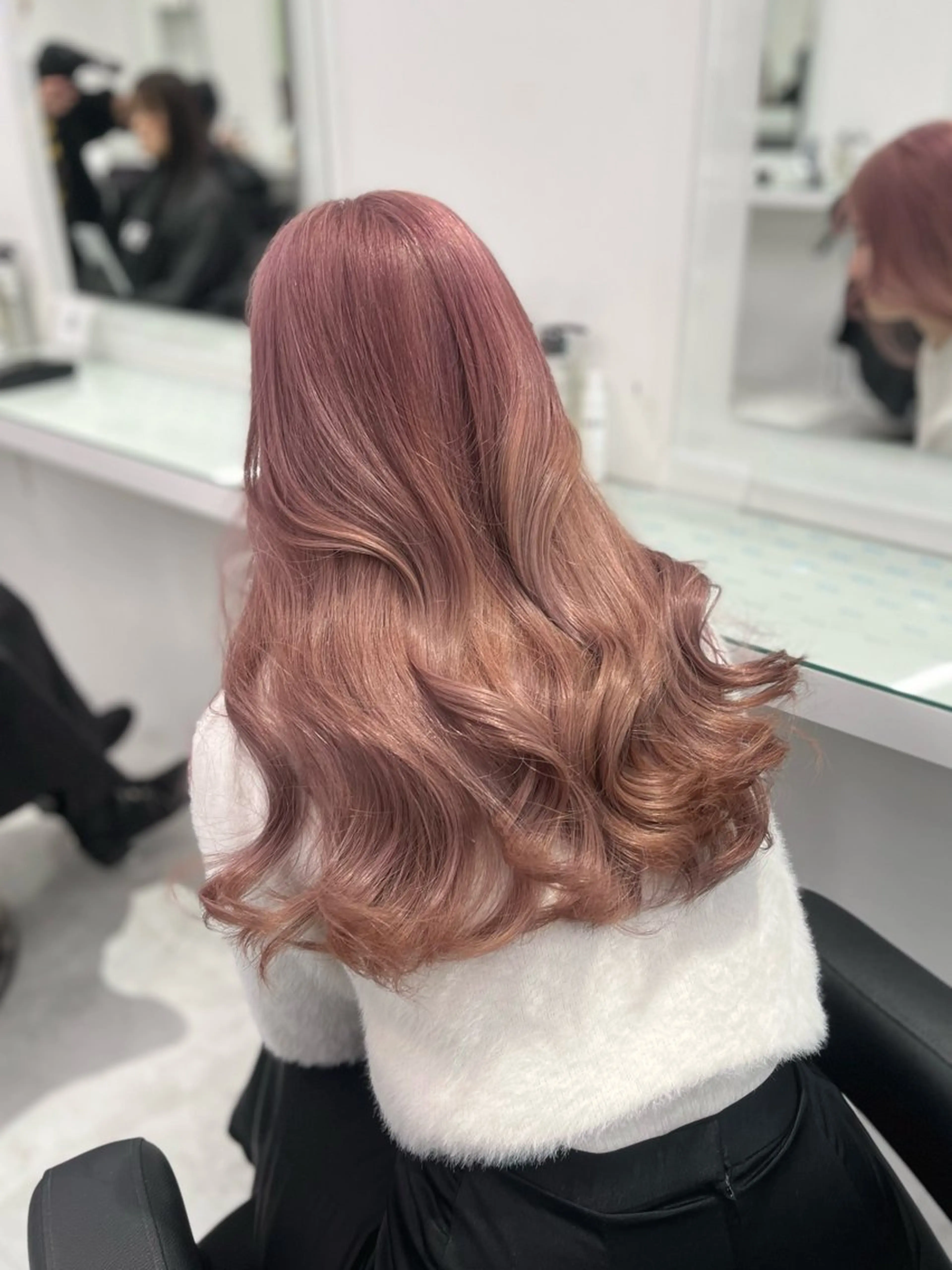 セミロング カラー ヘアアレンジ メンズ ヘアカラー トリートメント ♡ 𝐑𝐈𝐎♡のヘアスタイル