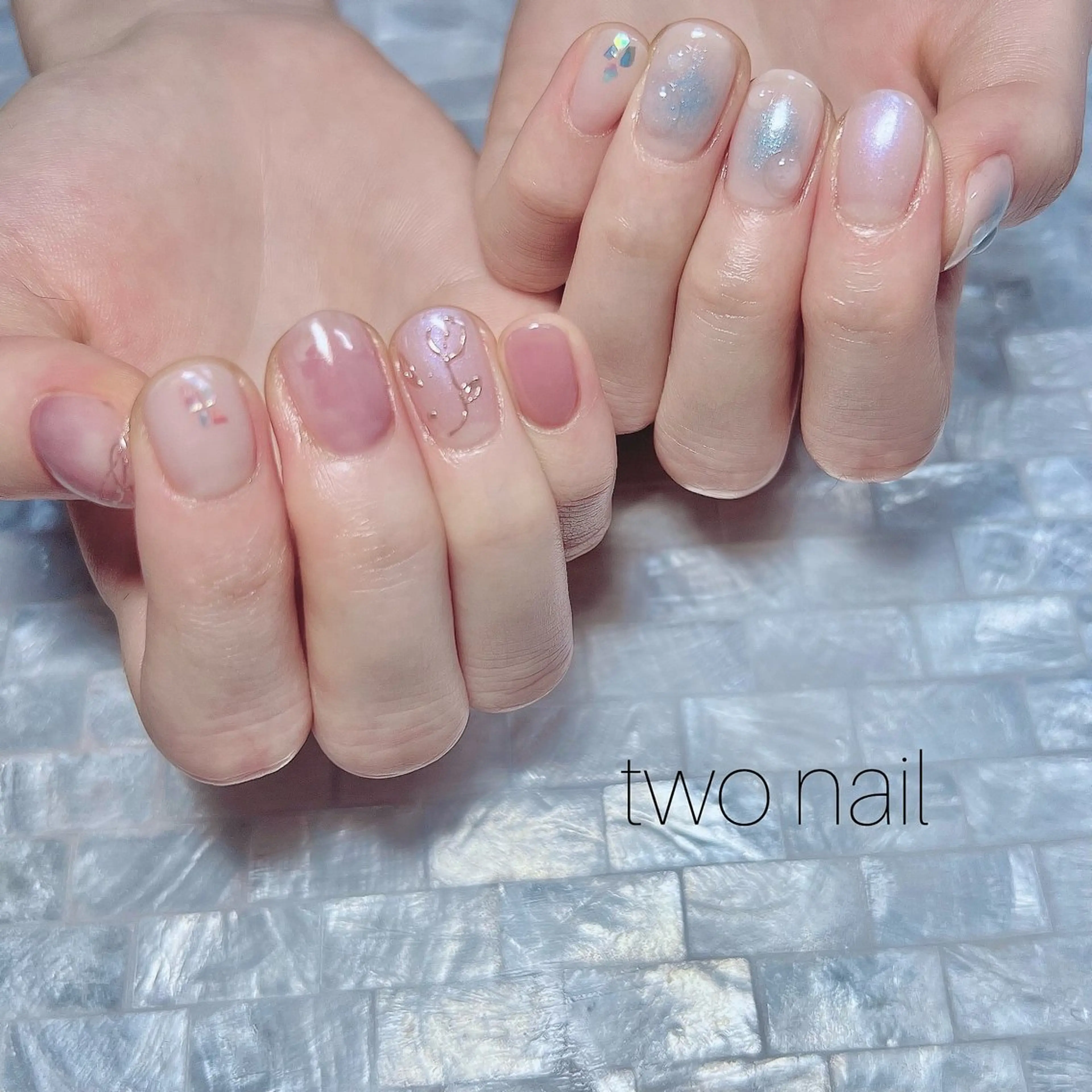 ネイル ネイルチップ ホワイト ハンドネイル two nailのネイルデザイン