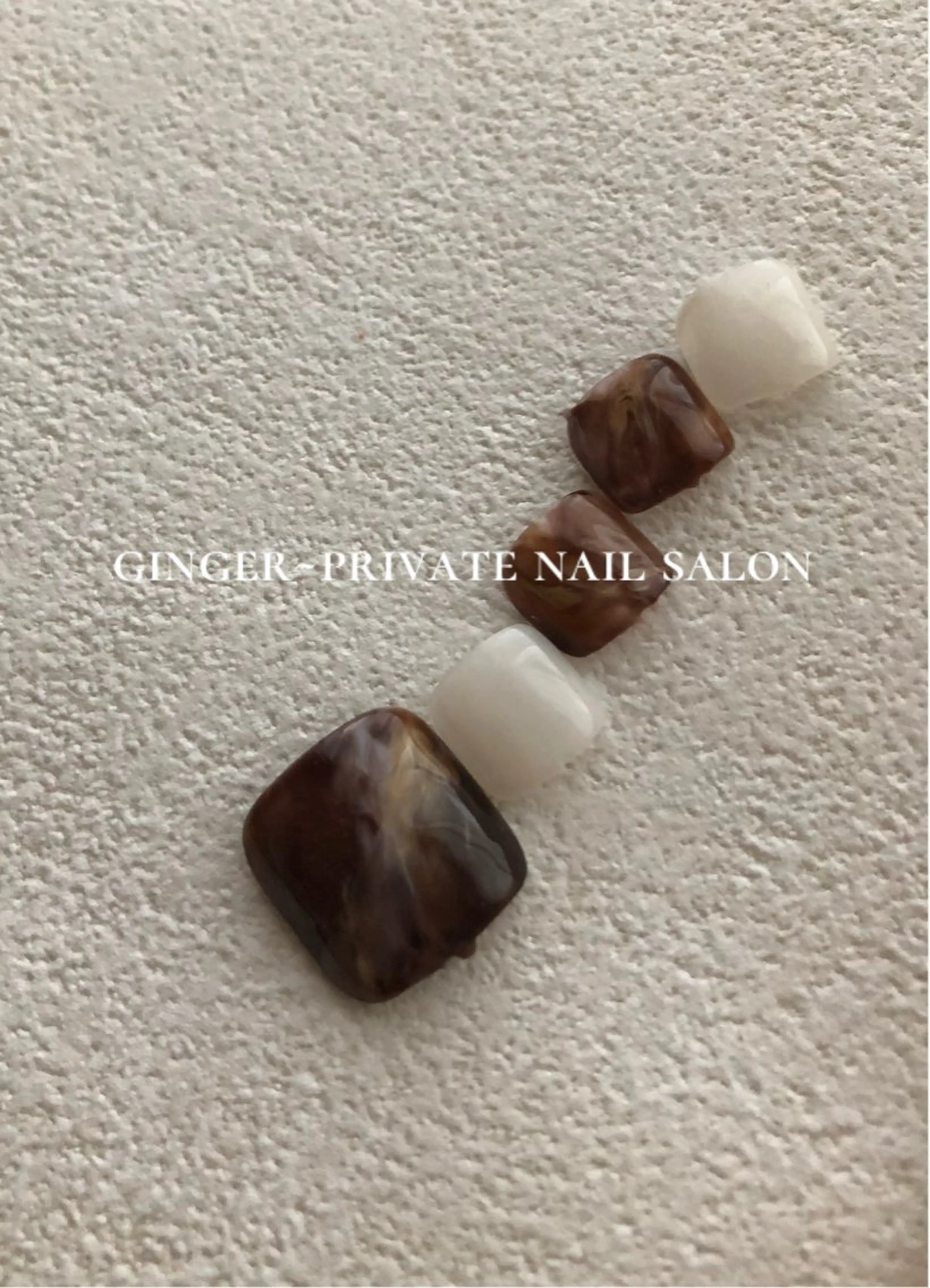 ネイル フットネイル グラデーション ニュアンスネイル オフィスネイル ginger nail&spaのネイルデザイン
