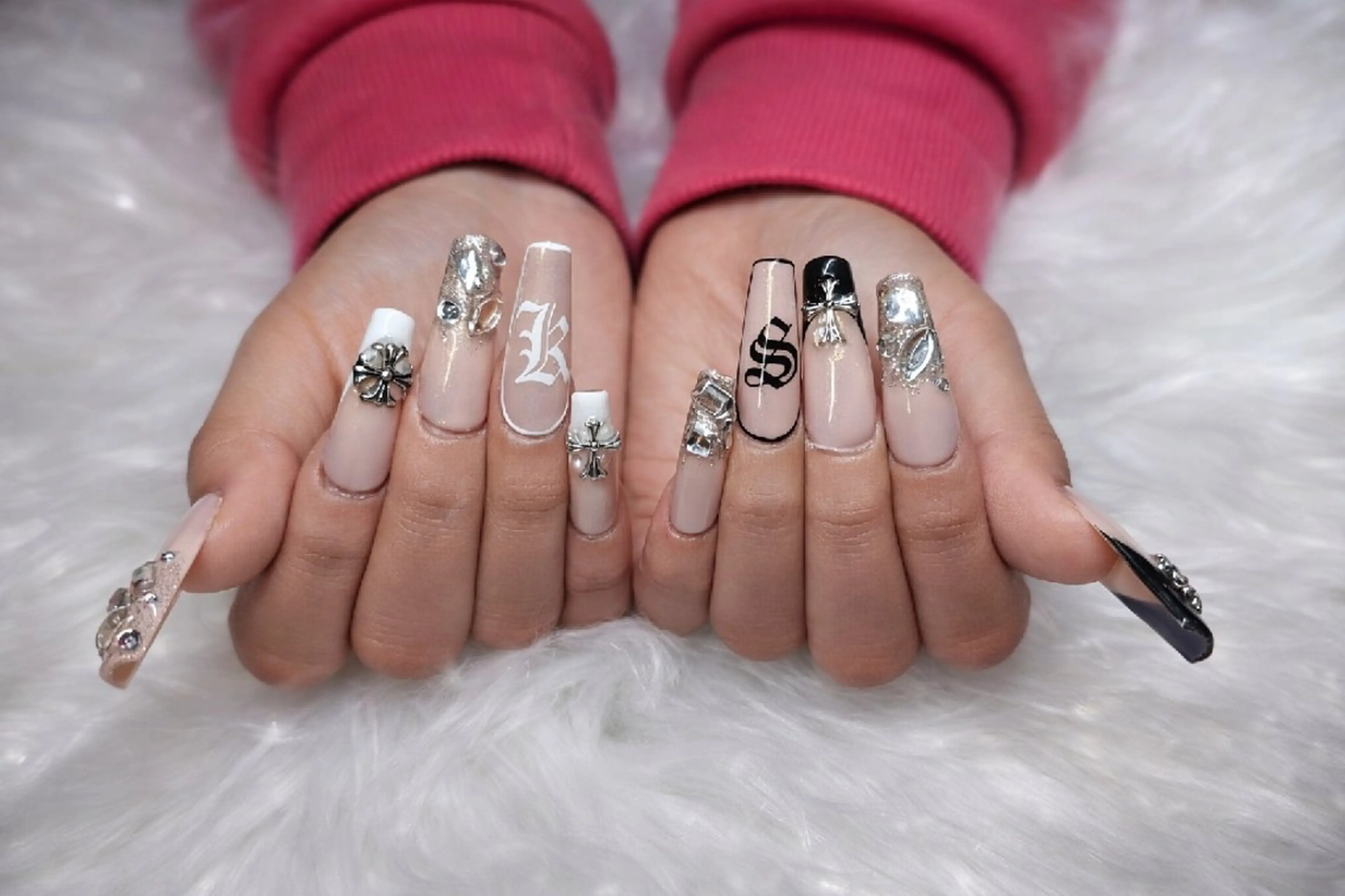 ネイル ⚜️salon tiele⚜️Ayaのネイルデザイン