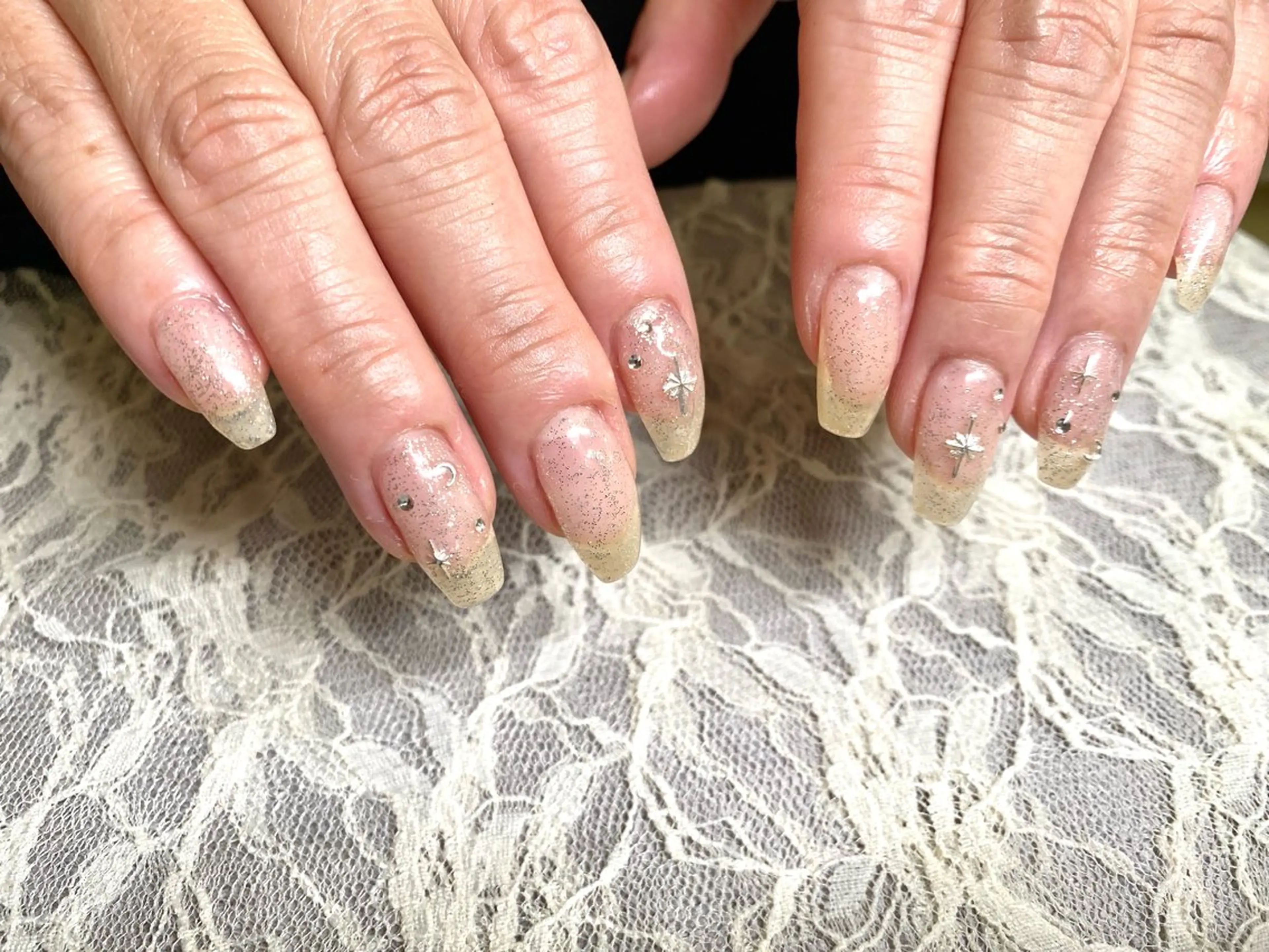 ネイル Latour onagiのネイルデザイン