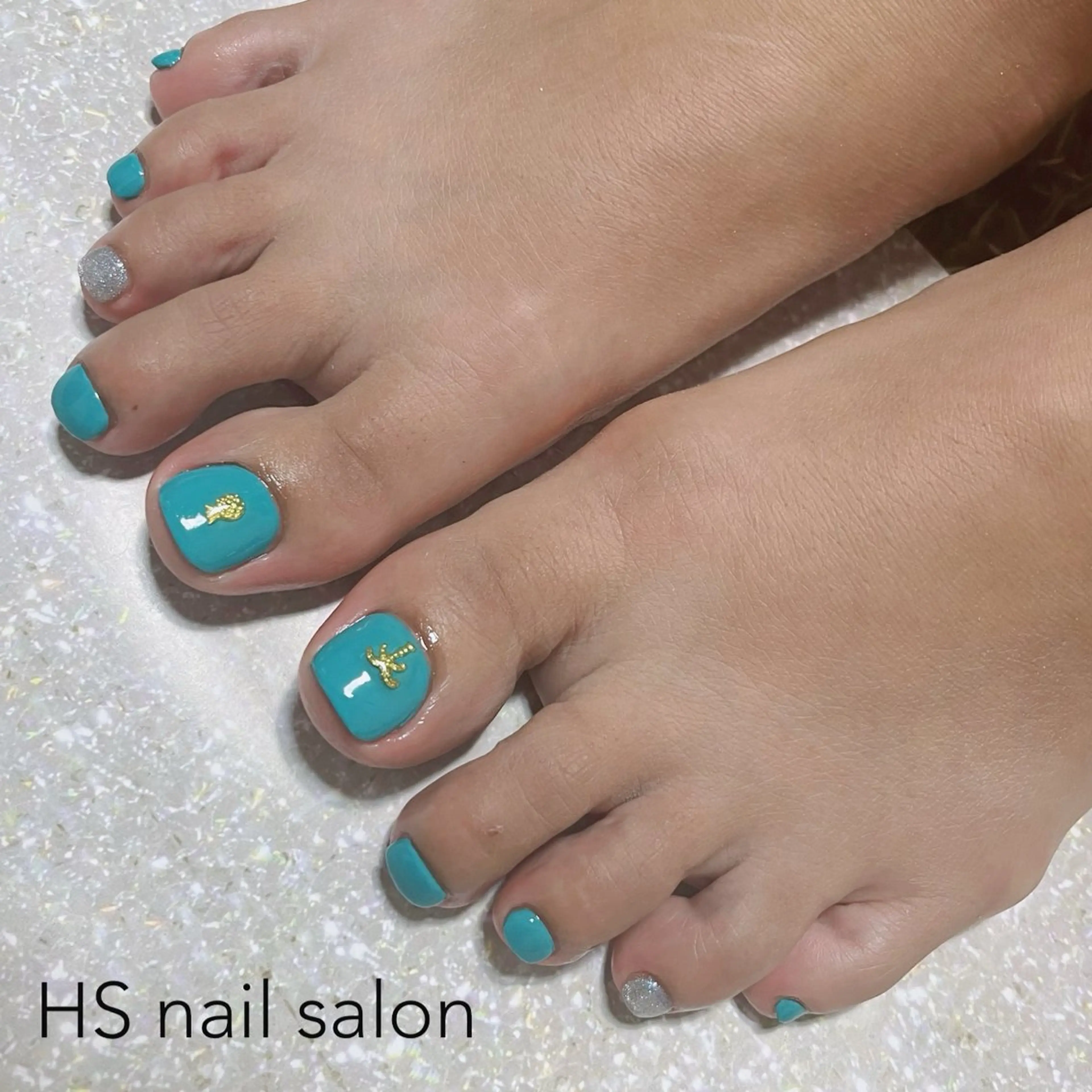 ショート フットネイル hs nail salonのネイルデザイン