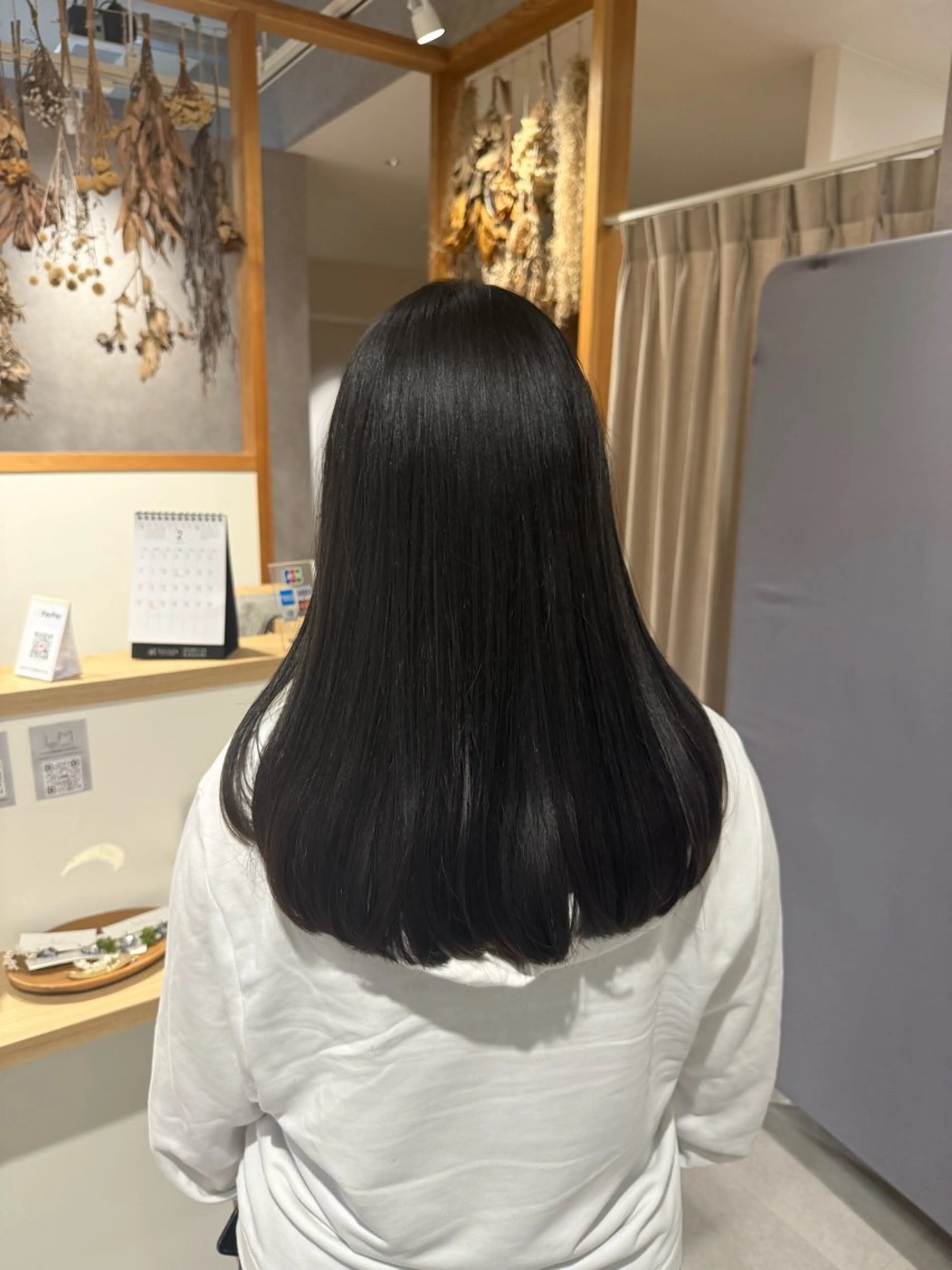 セミロング anju.カット 透明感カラー/パーマのヘアスタイル