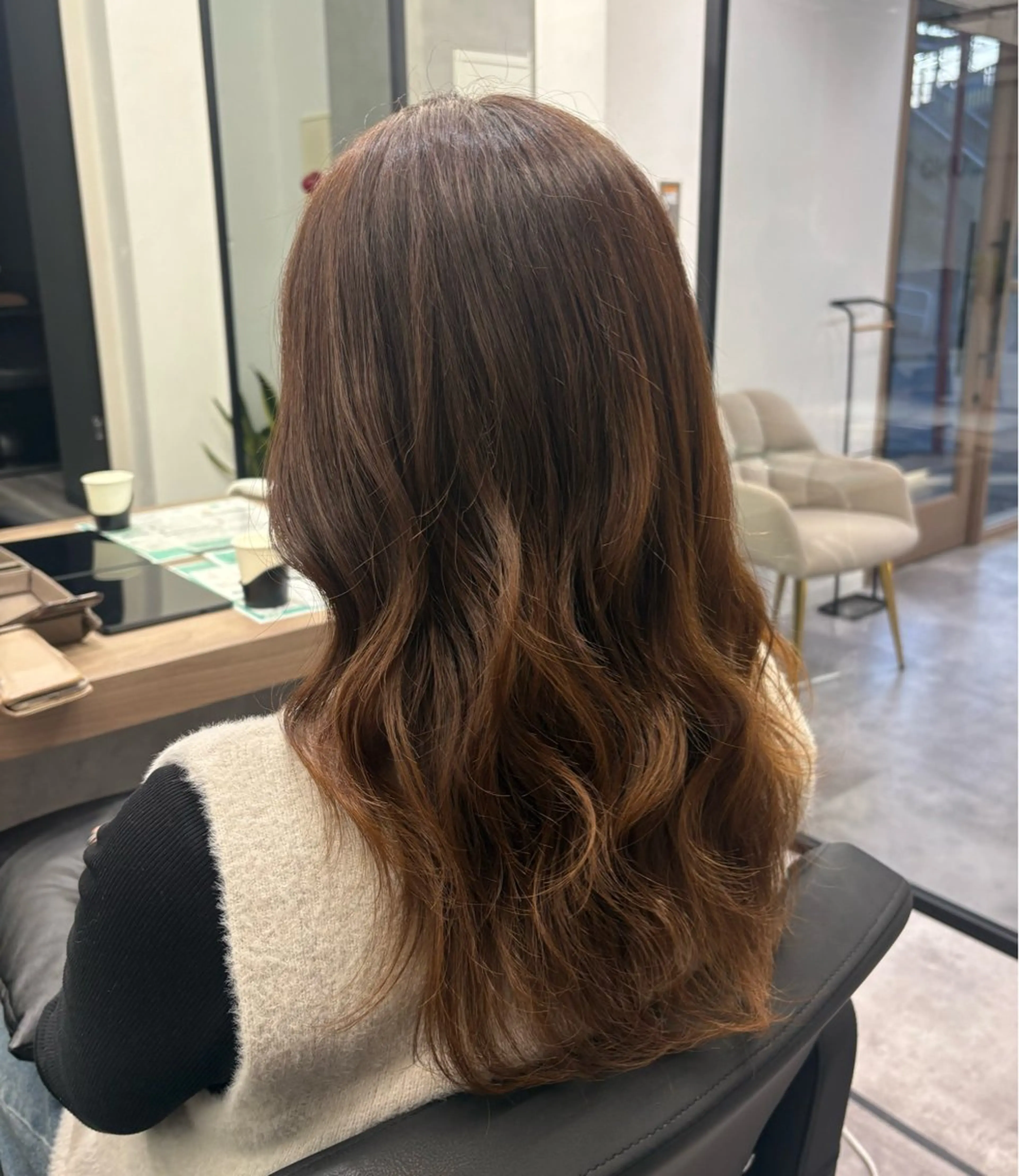 ロング カラー カット ヘアカラー Nail &Beauty by UNO伊勢原所属・COCO .のヘアスタイル